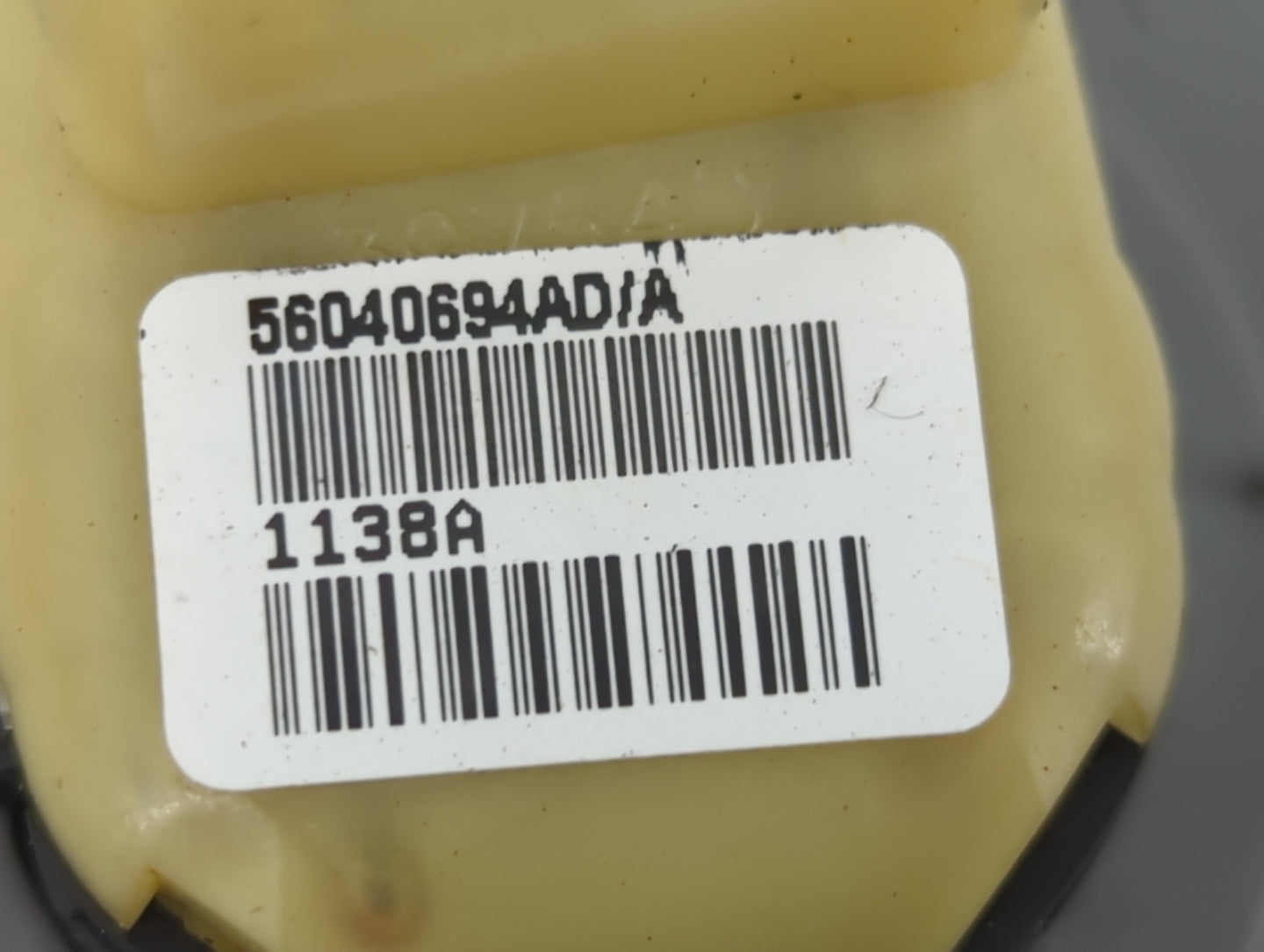 2007-2009 Dodge Durango Master Power Window Switch Replacement Driver Side Left P/N:56040694AD Fits OEM Used Auto Parts - Oe