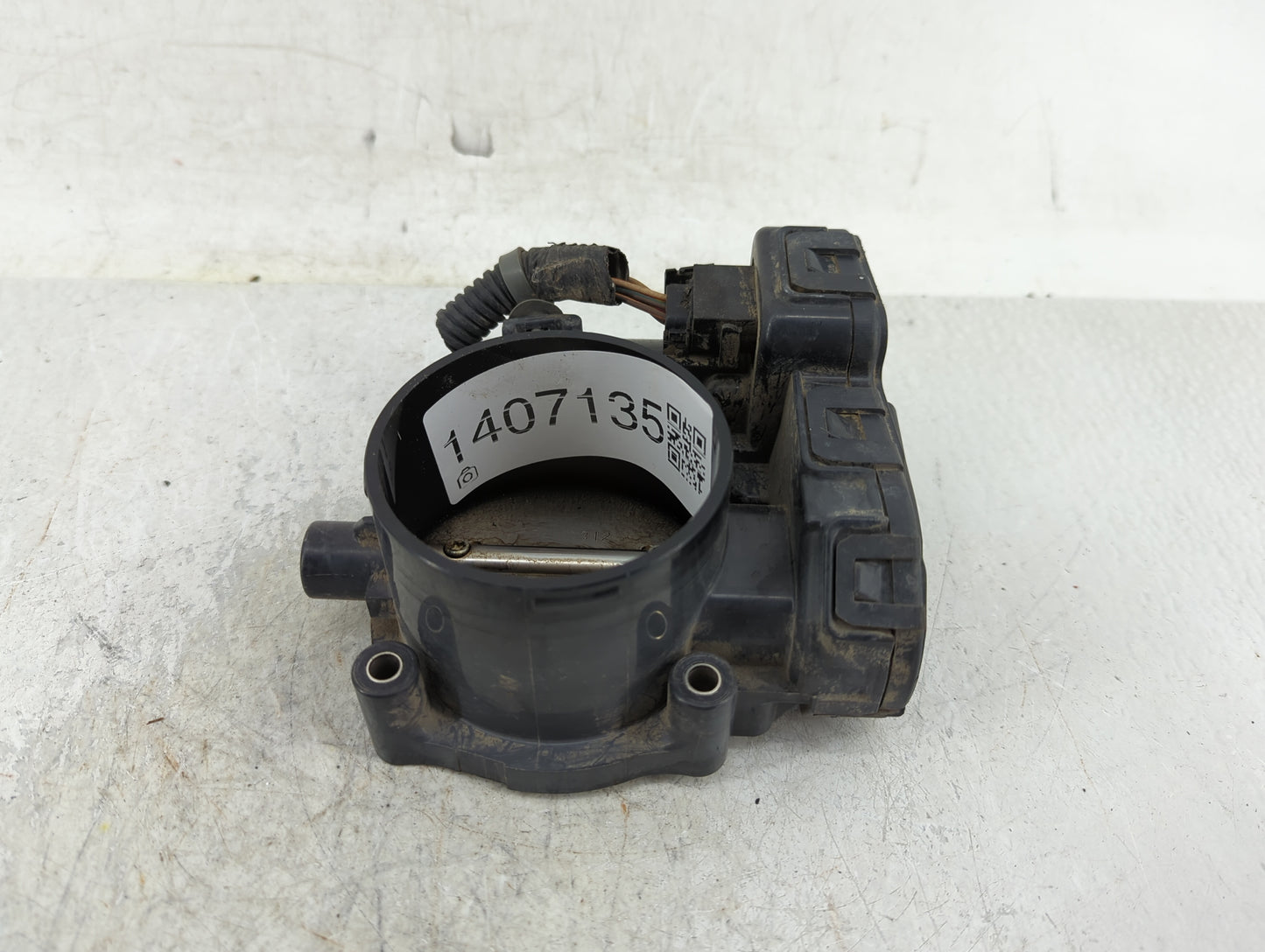2008-2009 Dodge Durango Throttle Body P/N:53032837AA 0280750205 Fits Fits 2008 2009 2010 2011 2012 2013 OEM Used Auto Parts 