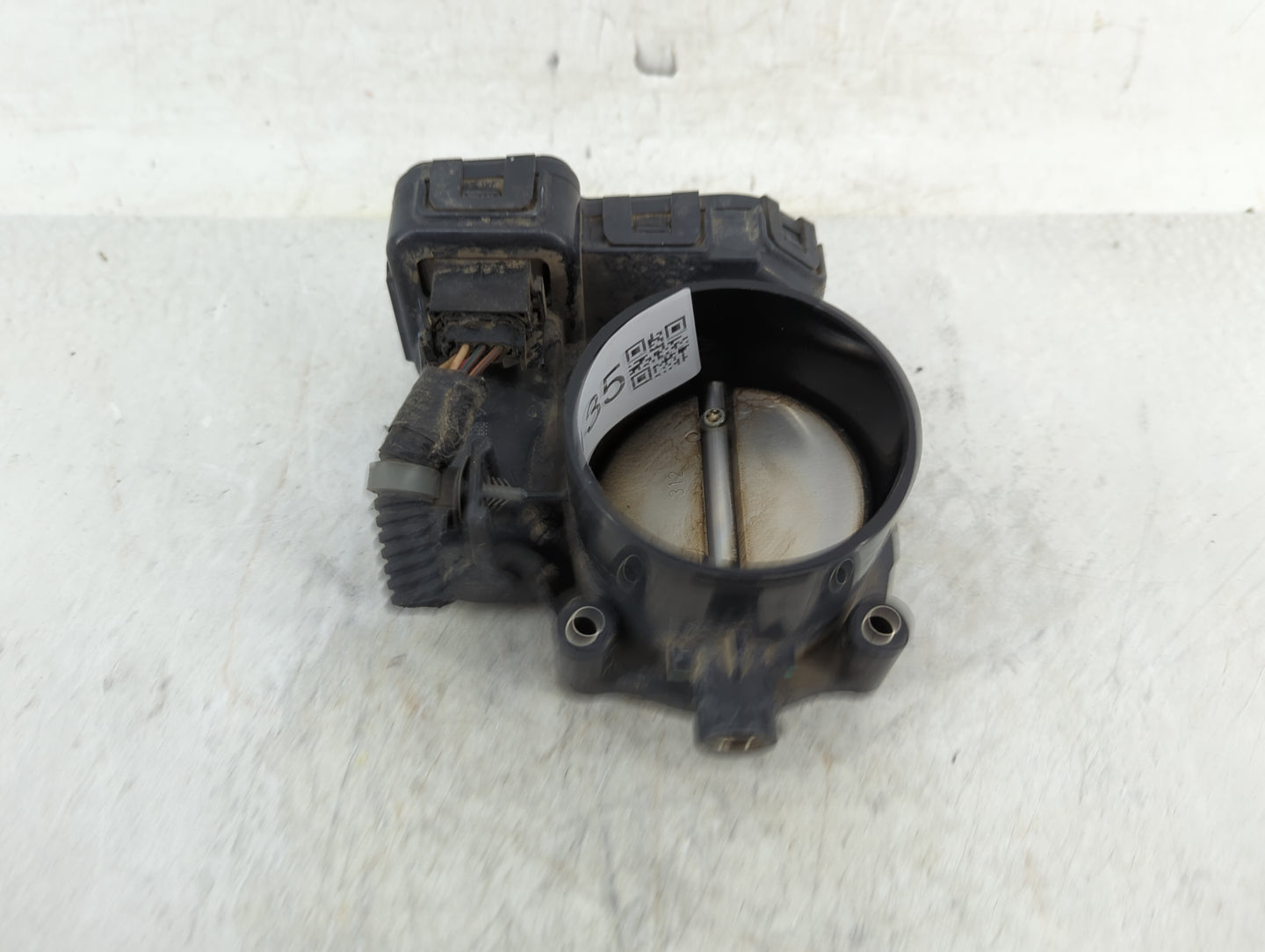 2008-2009 Dodge Durango Throttle Body P/N:53032837AA 0280750205 Fits Fits 2008 2009 2010 2011 2012 2013 OEM Used Auto Parts 