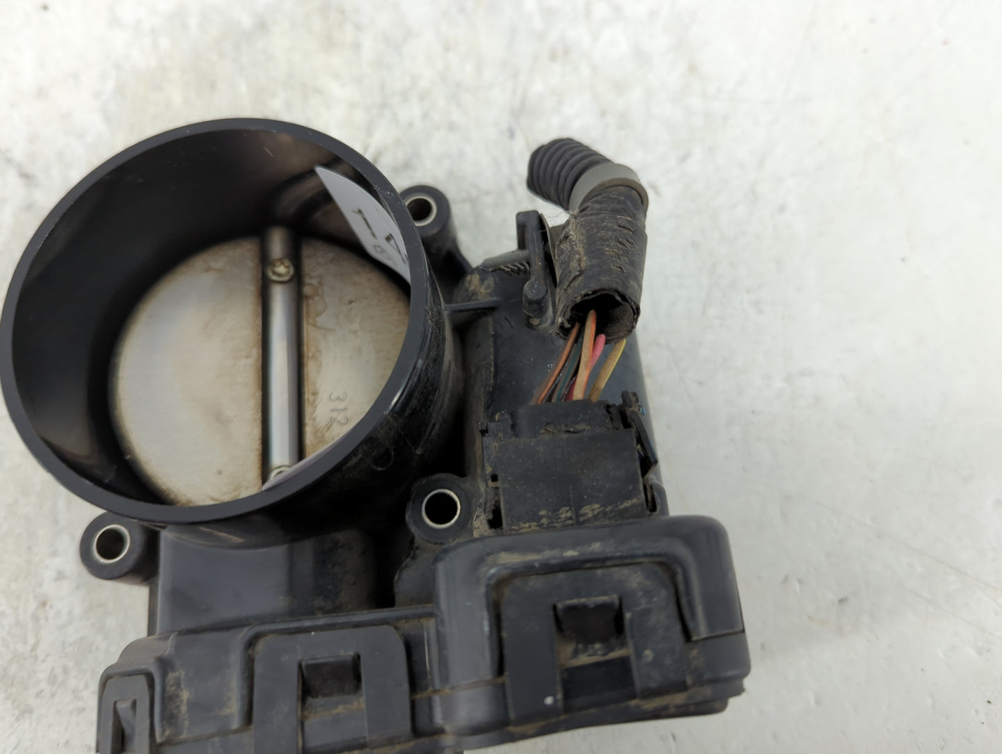 2008-2009 Dodge Durango Throttle Body P/N:53032837AA 0280750205 Fits Fits 2008 2009 2010 2011 2012 2013 OEM Used Auto Parts 