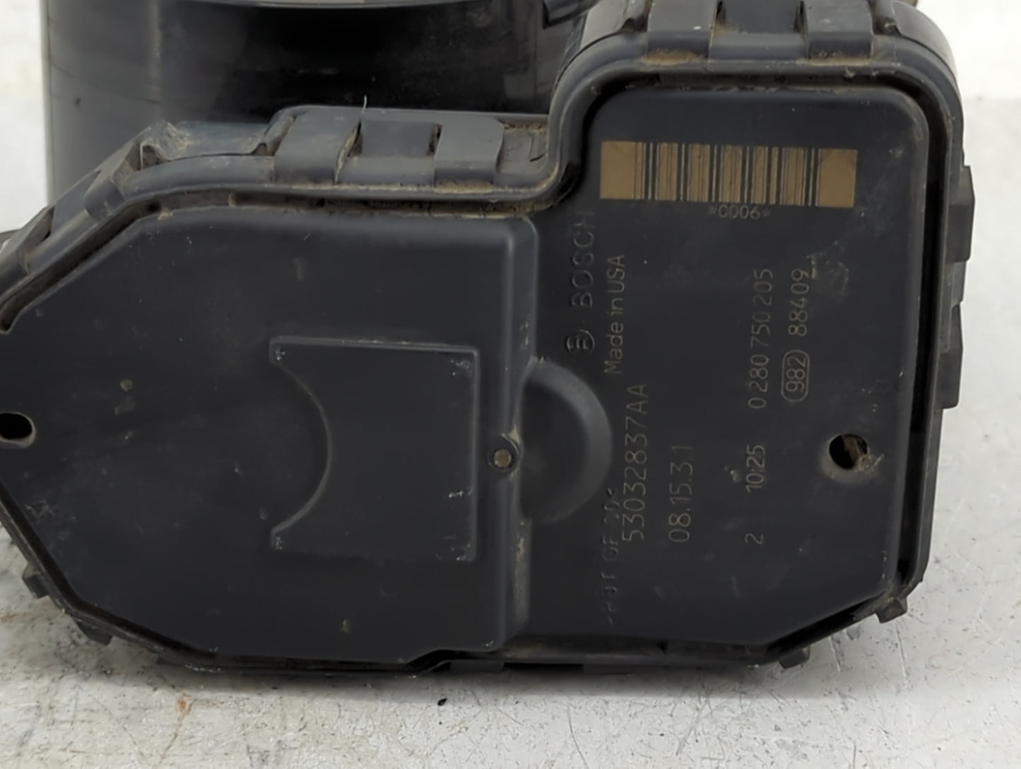 2008-2009 Dodge Durango Throttle Body P/N:53032837AA 0280750205 Fits Fits 2008 2009 2010 2011 2012 2013 OEM Used Auto Parts 
