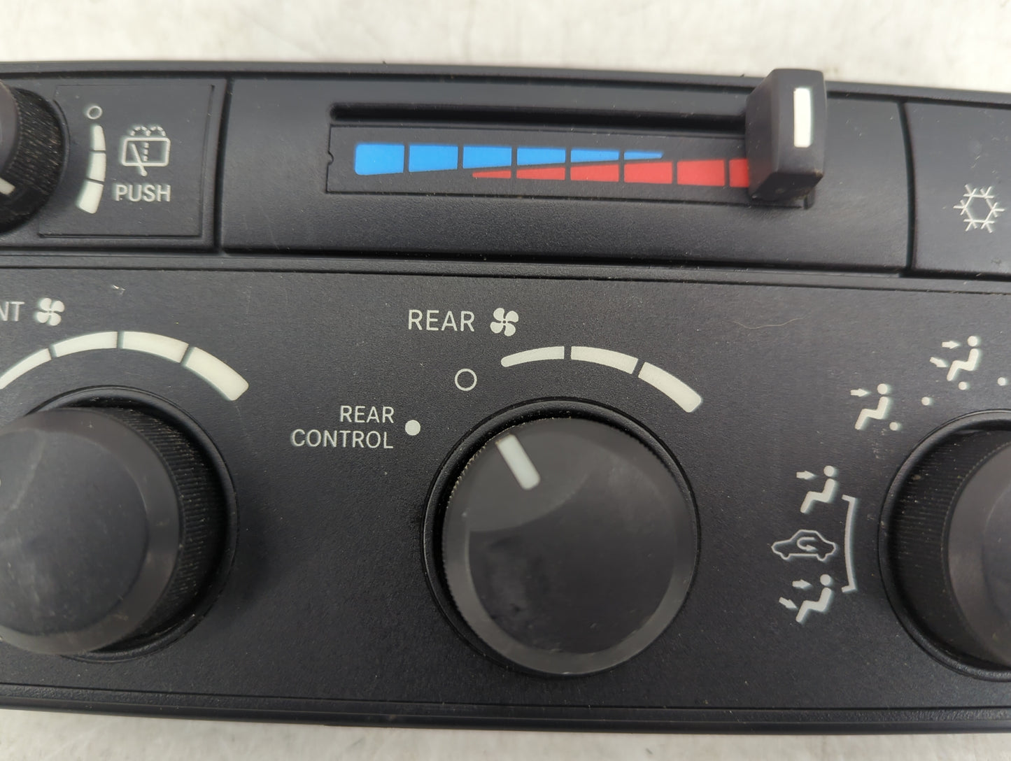 2005-2009 Dodge Durango Climate Control Module Temperature AC/Heater Replacement P/N:P55057280AE Fits OEM Used Auto Parts - 