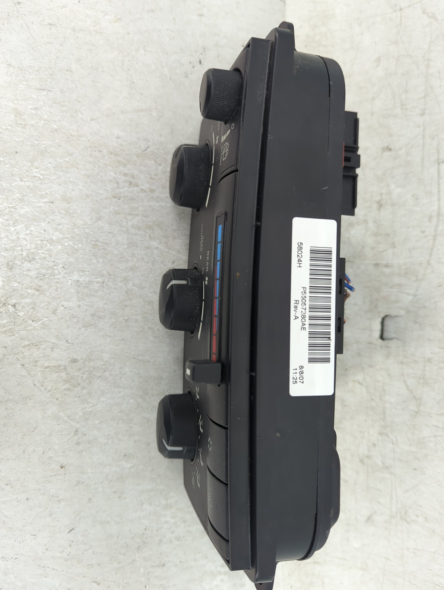 2005-2009 Dodge Durango Climate Control Module Temperature AC/Heater Replacement P/N:P55057280AE Fits OEM Used Auto Parts - 