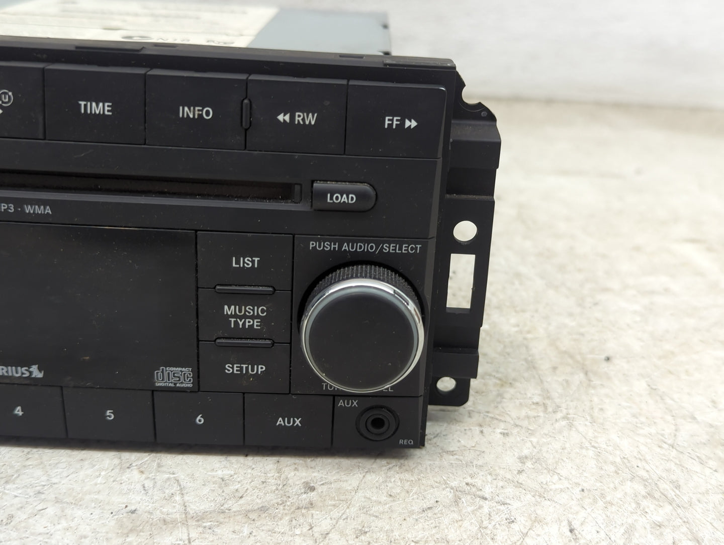 2008 Dodge Durango Radio AM FM Cd Player Receiver Replacement P/N:05064922AE Fits Fits 2007 2009 2010 2011 OEM Used Auto Par