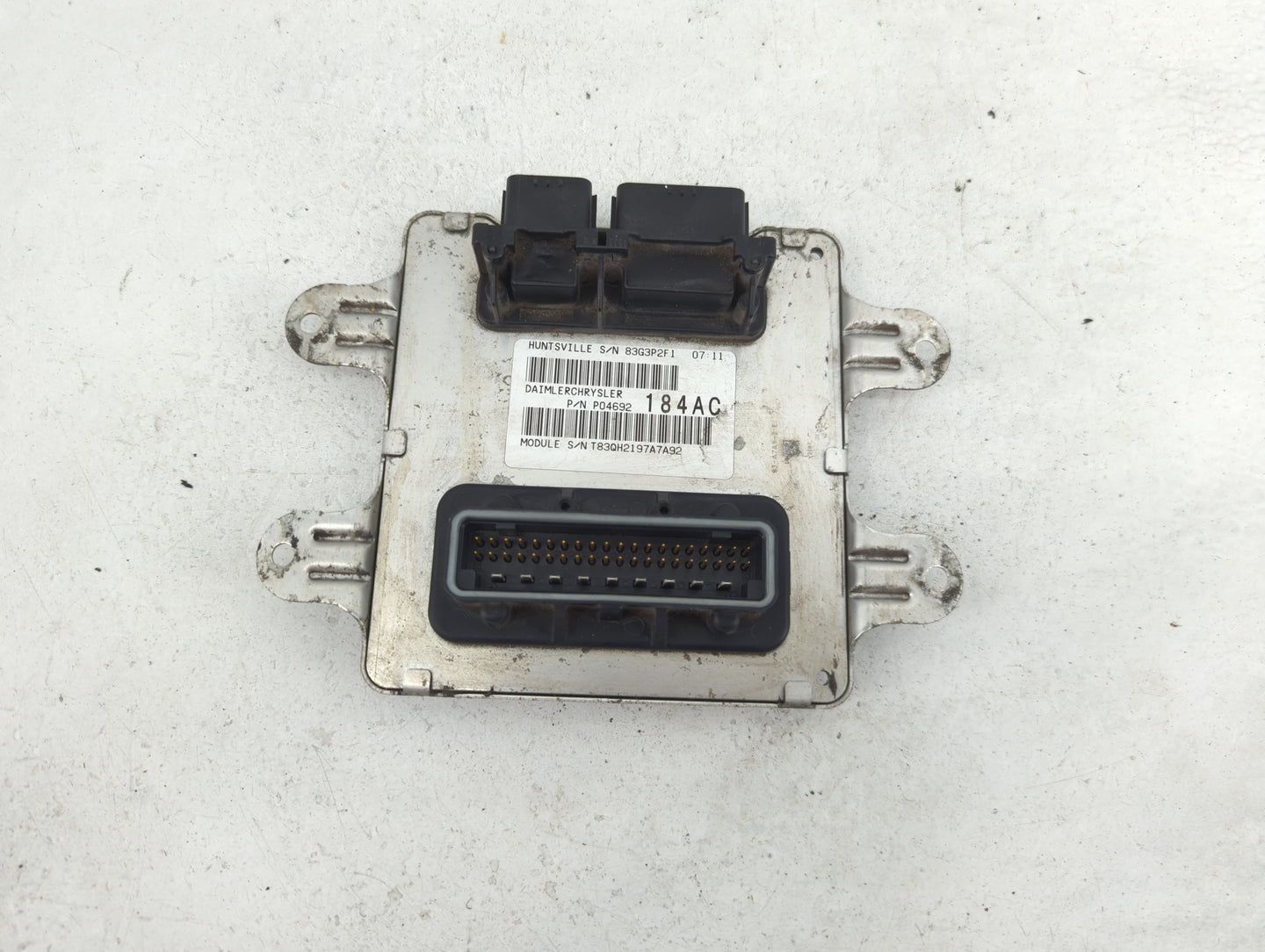 2008-2009 Dodge Durango PCM Engine Control Computer ECU ECM PCU OEM P/N:P04692186AC Fits Fits 2008 2009 OEM Used Auto Parts 