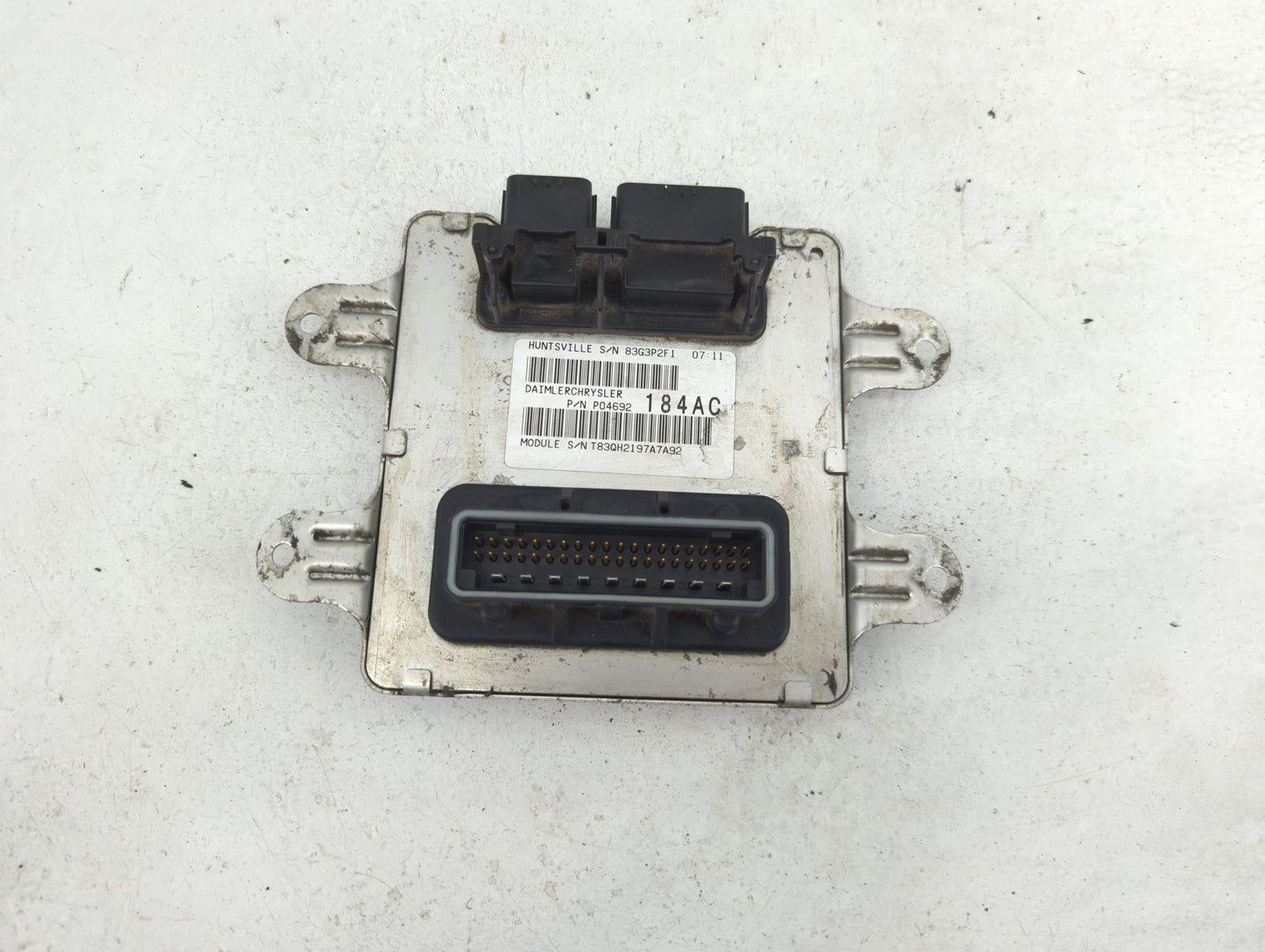 2008-2009 Dodge Durango PCM Engine Control Computer ECU ECM PCU OEM P/N:P04692186AC Fits Fits 2008 2009 OEM Used Auto Parts 