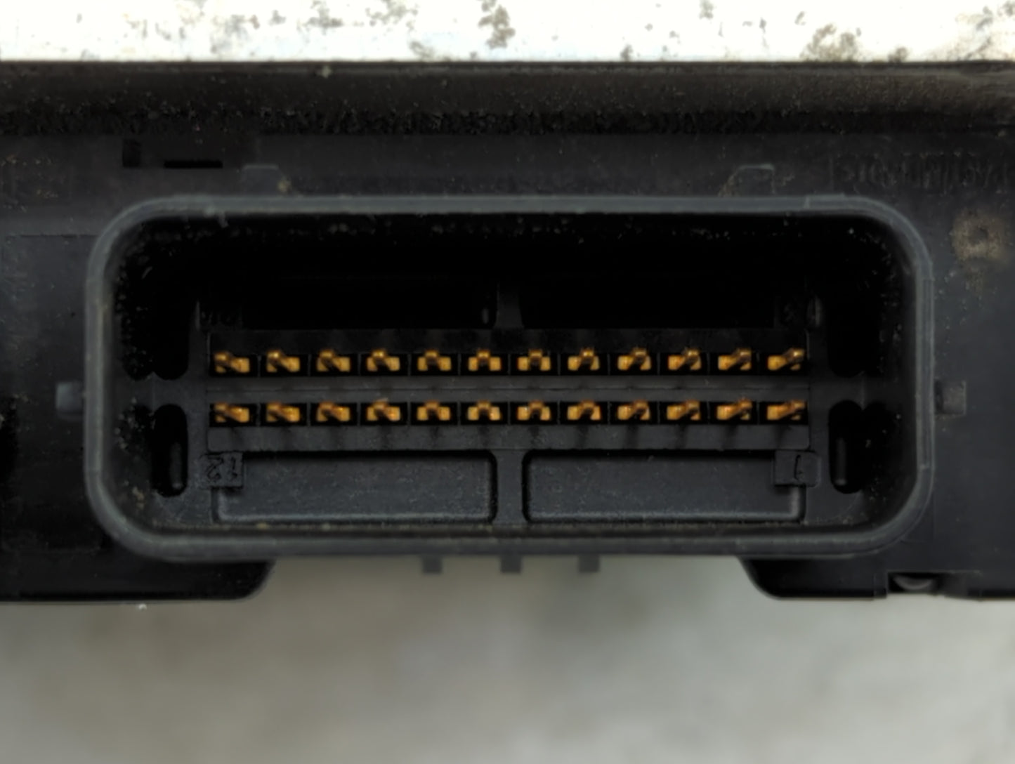 2008-2009 Dodge Durango PCM Engine Control Computer ECU ECM PCU OEM P/N:P04692186AC Fits Fits 2008 2009 OEM Used Auto Parts 
