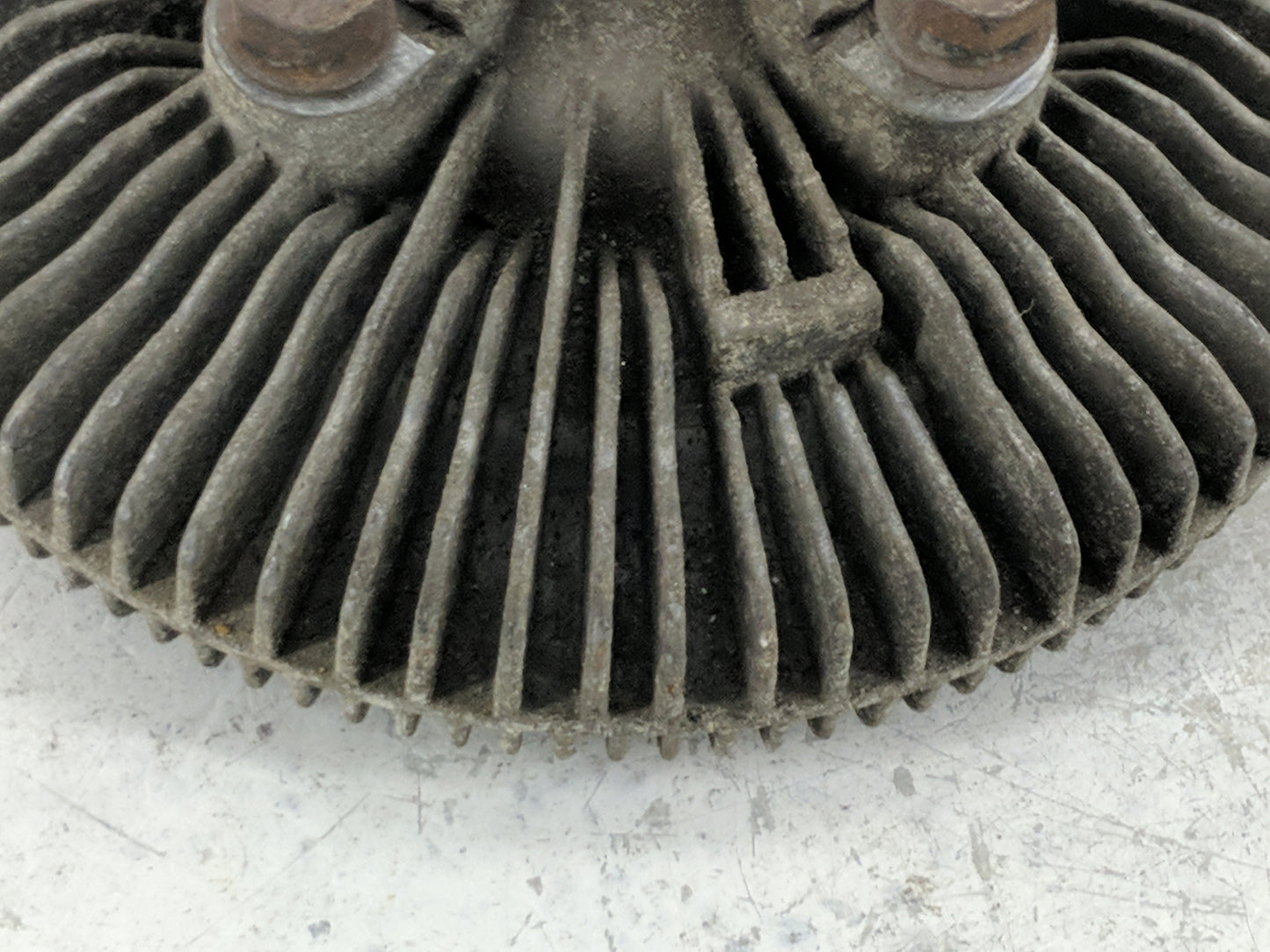 2004-2009 Dodge Durango Radiator Cooling Fan Clutch 1484026 - Oemusedautoparts1.com