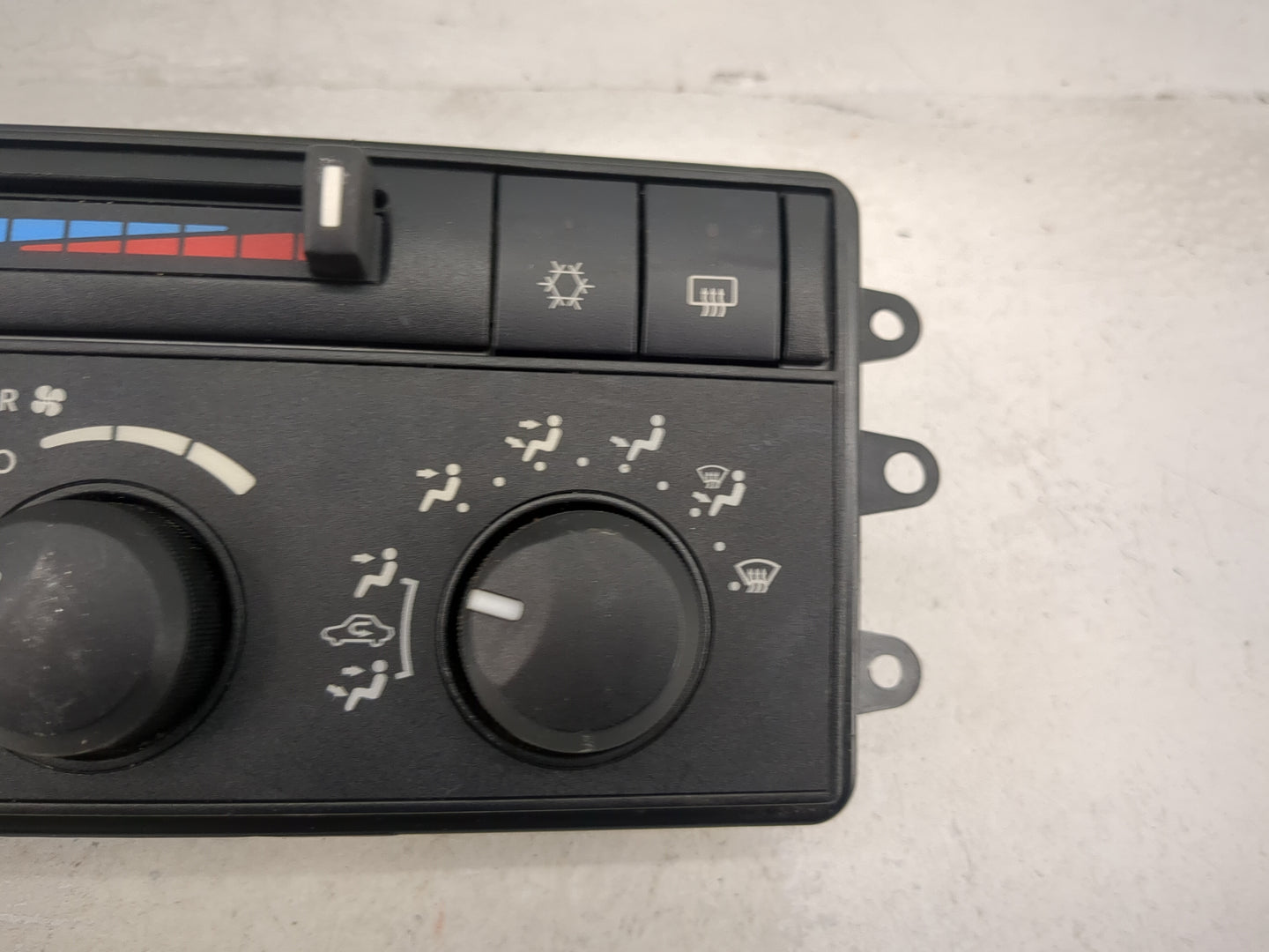 2005-2009 Dodge Durango Climate Control Module Temperature AC/Heater Replacement P/N:58024B Fits Fits 2005 2006 2007 2008 20
