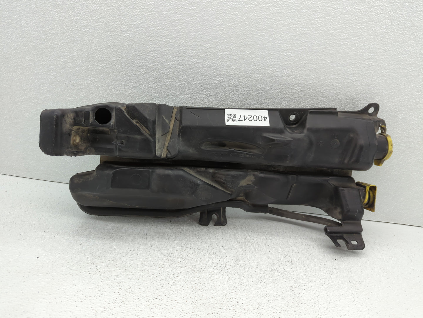 2008-2009 Dodge Durango Windshield Washer Fluid Reservoir Bottle Oem - Oemusedautoparts1.com