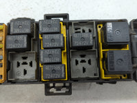 2007-2009 Dodge Durango Fusebox Fuse Box Panel Relay Module P/N:04692227AA Fits Fits 2007 2008 2009 OEM Used Auto Parts - Oe