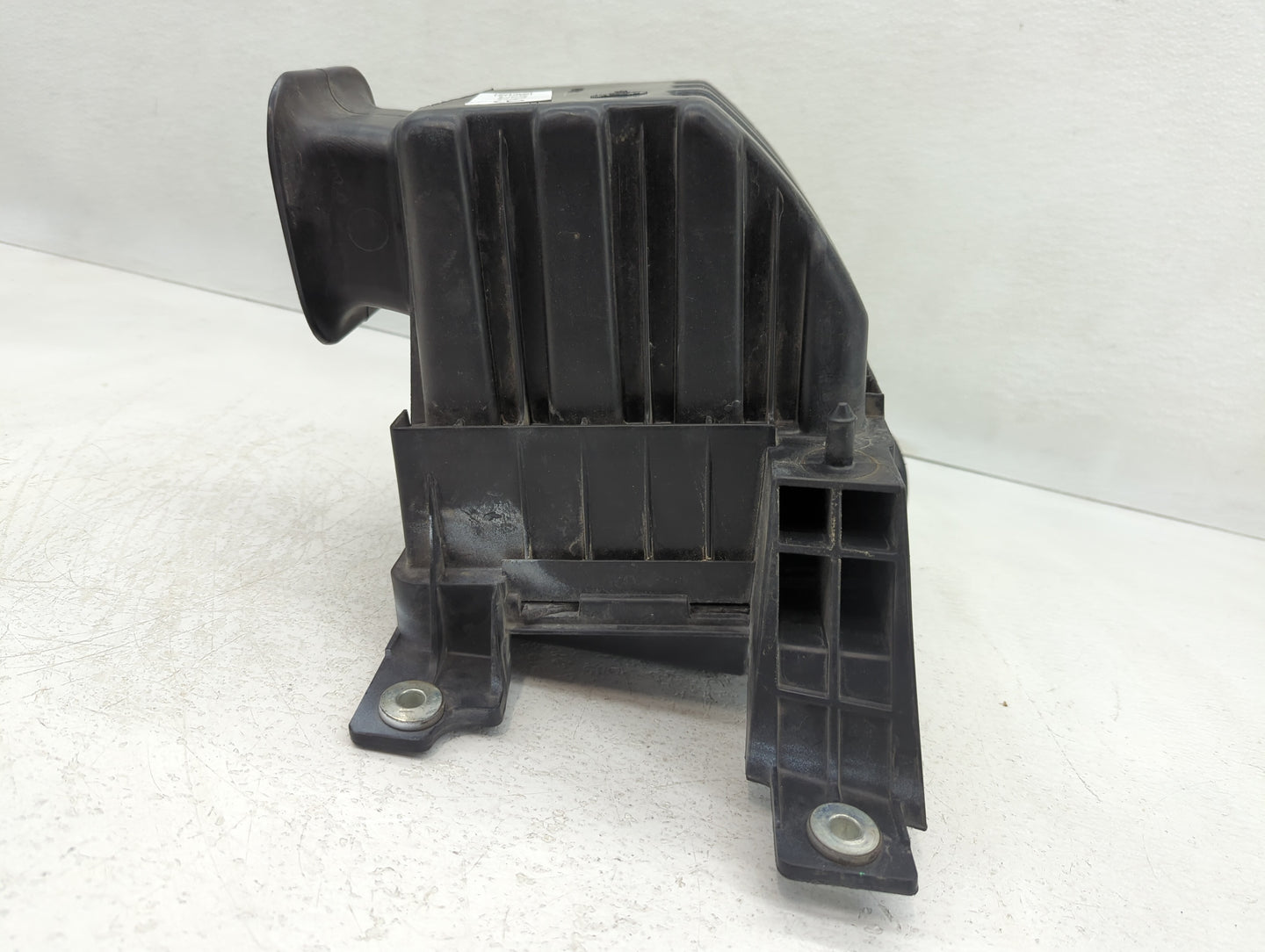 2004-2009 Dodge Durango Air Cleaner Intake-duct Hose Tube - Oemusedautoparts1.com