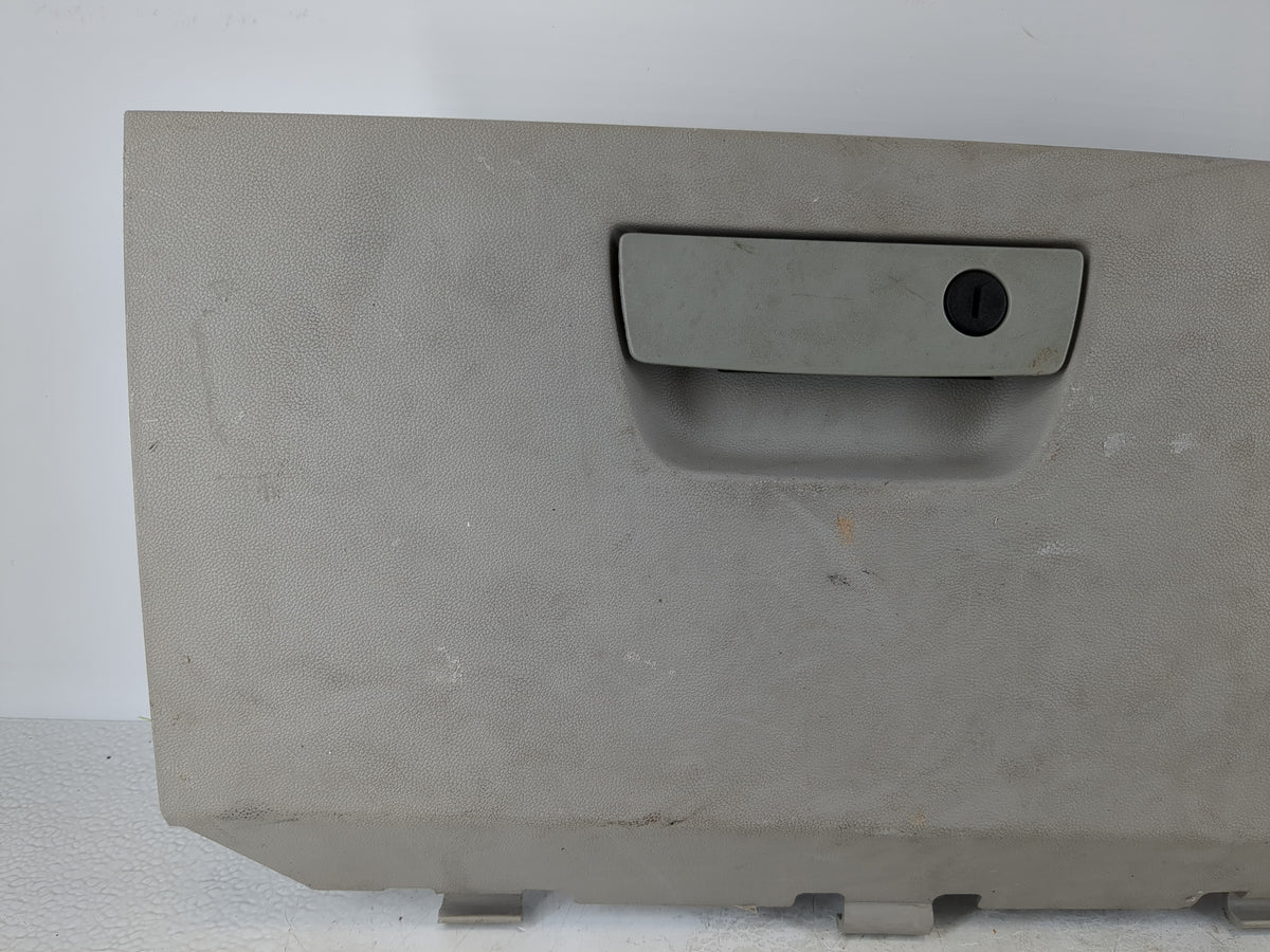 2008 Dodge Grand Caravan Passenger Glove Box Door Storage Compartment 1065707 - Oemusedautoparts1.com