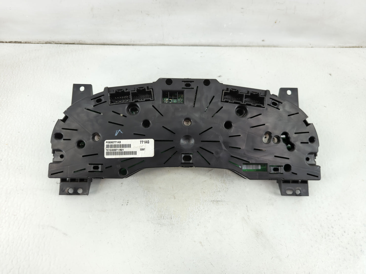 2008 Dodge Grand Caravan Instrument Cluster Speedometer Gauges Fits OEM Used Auto Parts - Oemusedautoparts1.com