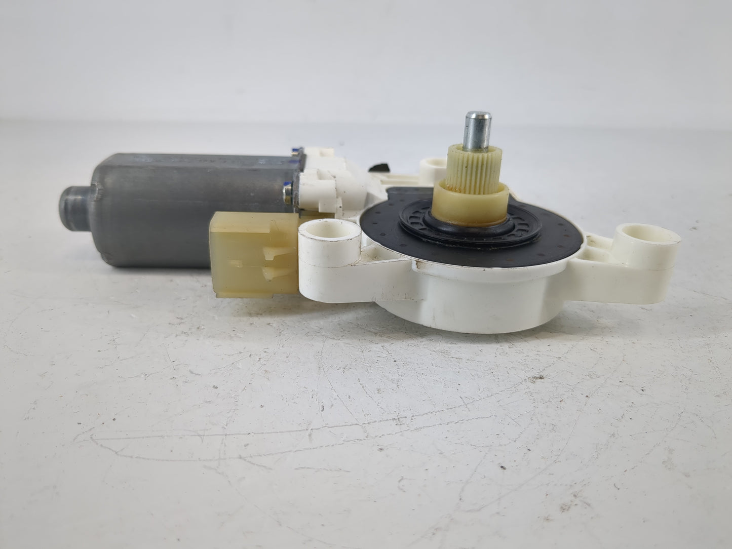 2008-2020 Dodge Grand Caravan Driver Rear Left Power Window Motor - Oemusedautoparts1.com