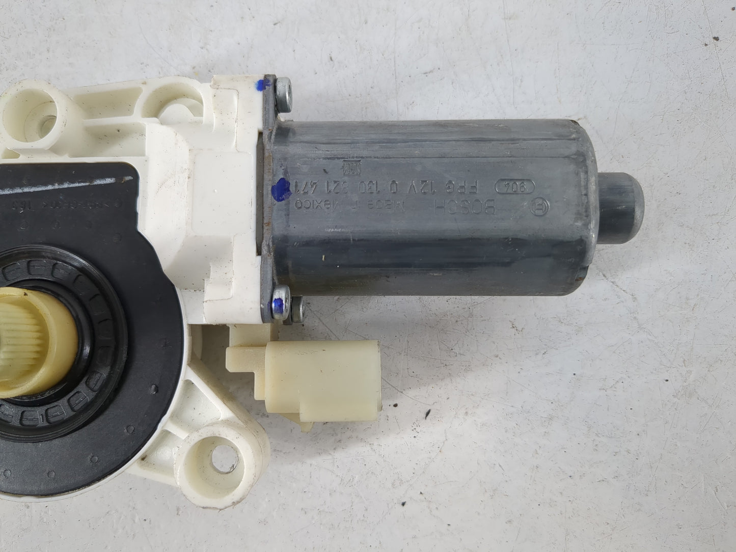 2008-2020 Dodge Grand Caravan Passenger Front Right Power Window Motor - Oemusedautoparts1.com