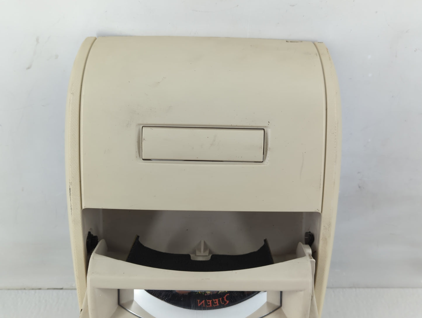 2008-2010 Dodge Grand Caravan Overhead Roof Console Interior Dome Light - Oemusedautoparts1.com