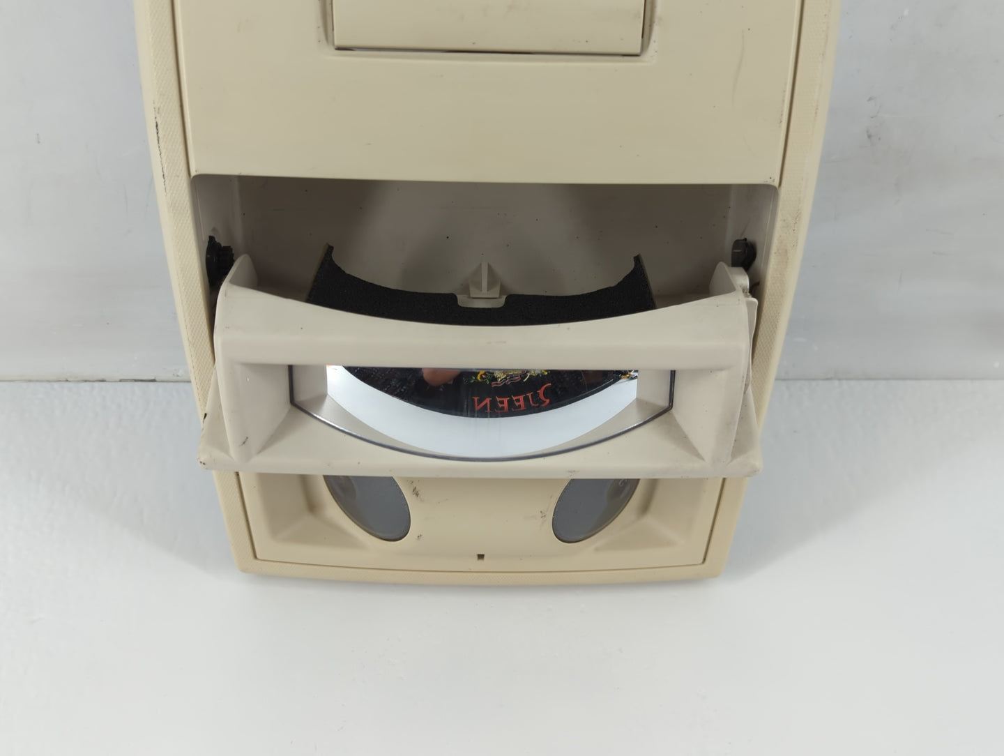 2008-2010 Dodge Grand Caravan Overhead Roof Console Interior Dome Light - Oemusedautoparts1.com
