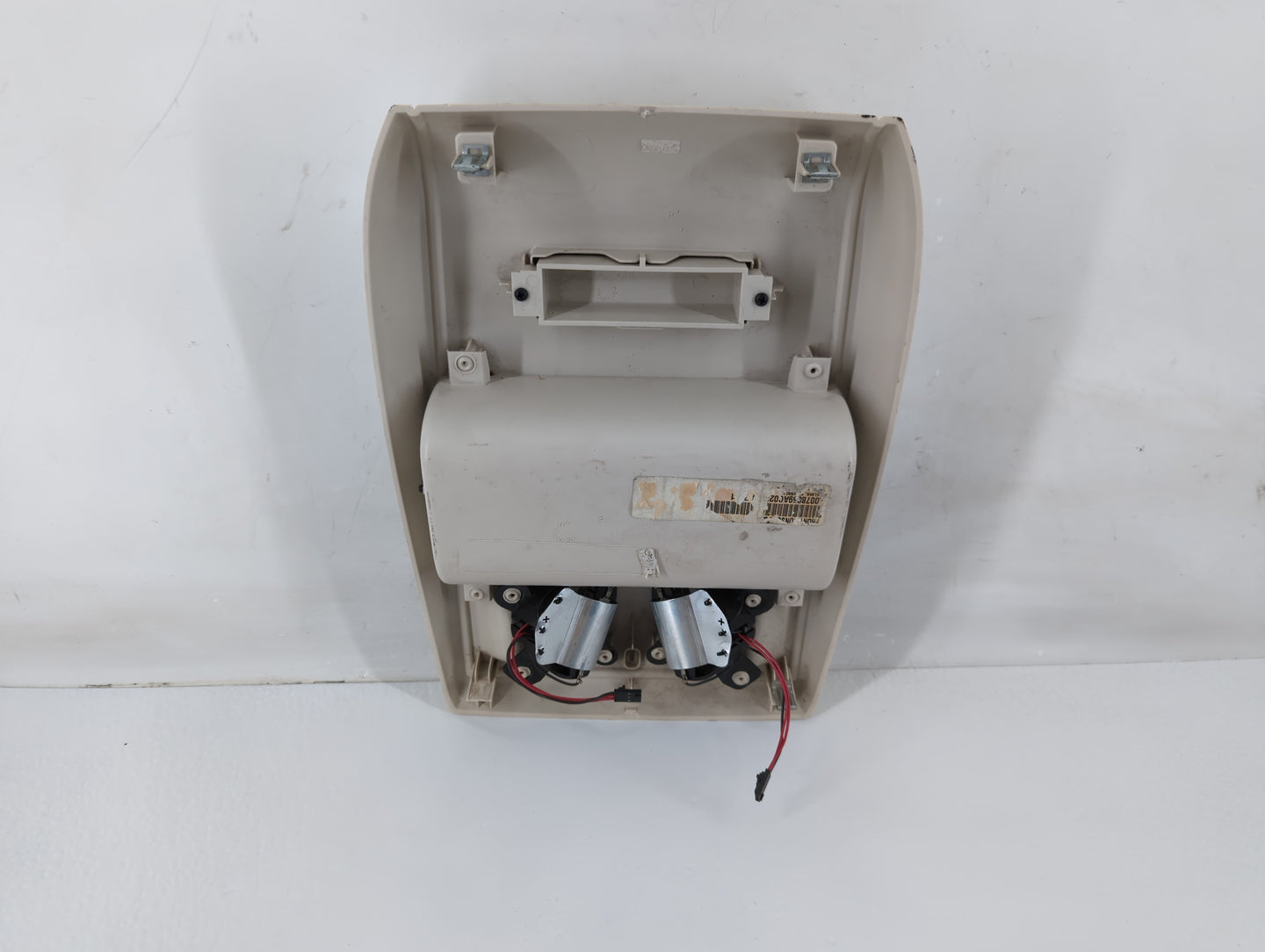 2008-2010 Dodge Grand Caravan Overhead Roof Console Interior Dome Light - Oemusedautoparts1.com
