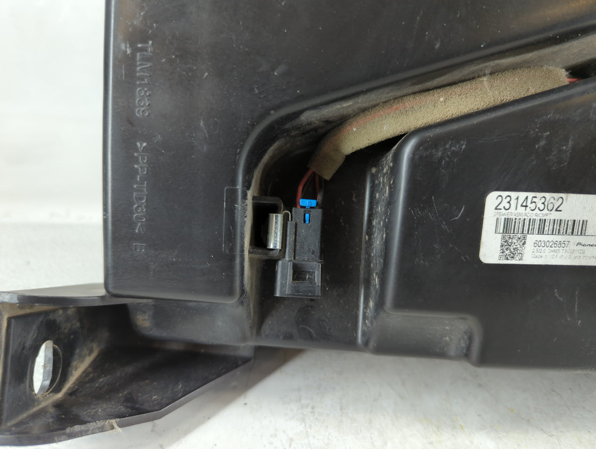 2008 Dodge Grand Caravan SUBWOOFER SPEAKER - Oemusedautoparts1.com