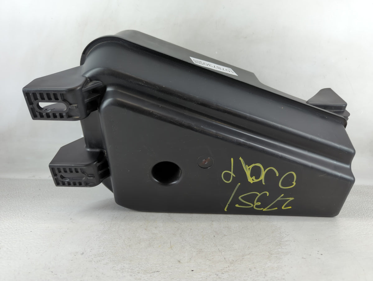 2008 Dodge Grand Caravan SUBWOOFER SPEAKER - Oemusedautoparts1.com