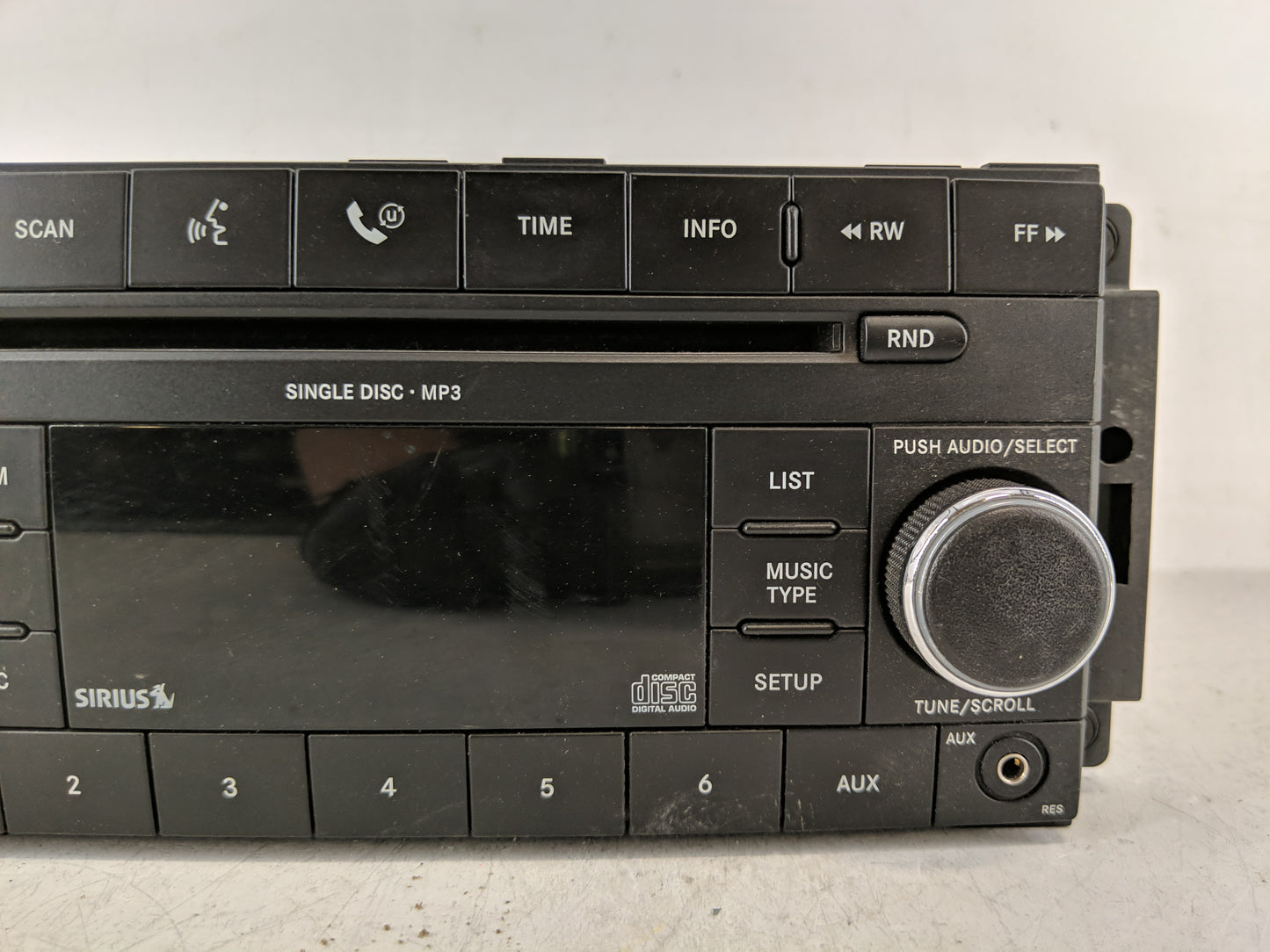 2008 Dodge Grand Caravan Radio AM FM Cd Player Receiver Replacement P/N:P05064061AJ Fits OEM Used Auto Parts - Oemusedautopa