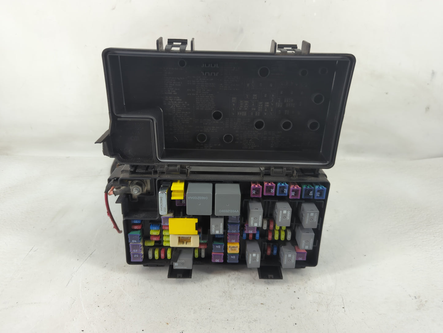 2008-2008 Dodge Grand Caravan Fusebox Fuse Box Relay Module Tipm - Oemusedautoparts1.com