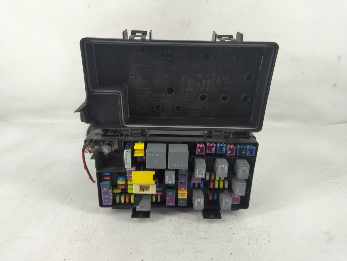 2008-2008 Dodge Grand Caravan Fusebox Fuse Box Relay Module Tipm 1200715 - Oemusedautoparts1.com