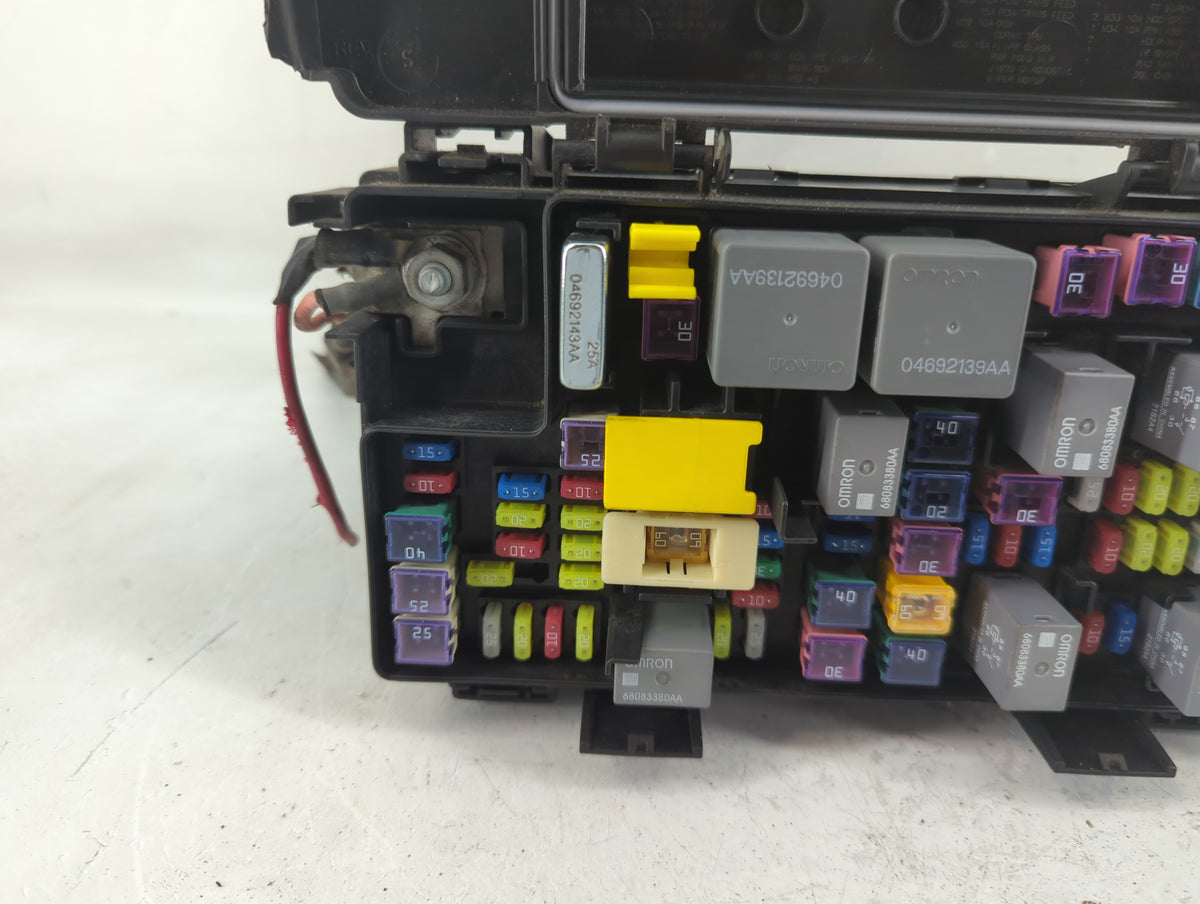 2008-2008 Dodge Grand Caravan Fusebox Fuse Box Relay Module Tipm 1200715 - Oemusedautoparts1.com