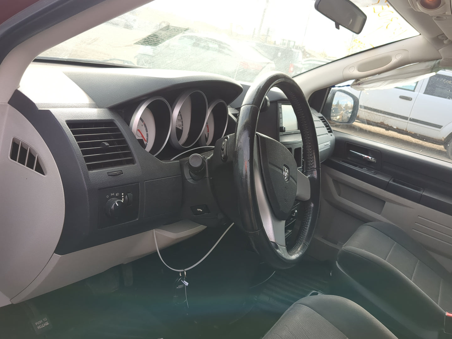 2008-2008 Dodge Grand Caravan Air Bag Driver Left Steering Wheel Mounted 1213649 - Oemusedautoparts1.com