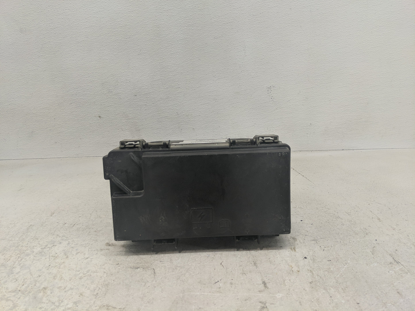 2008-2008 Dodge Grand Caravan Fusebox Fuse Box Relay Module Tipm - Oemusedautoparts1.com