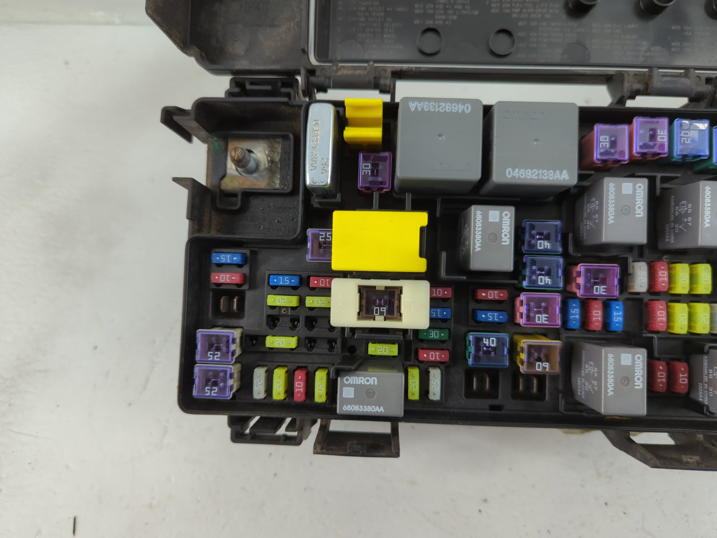 2008-2008 Dodge Grand Caravan Fusebox Fuse Box Relay Module Tipm - Oemusedautoparts1.com