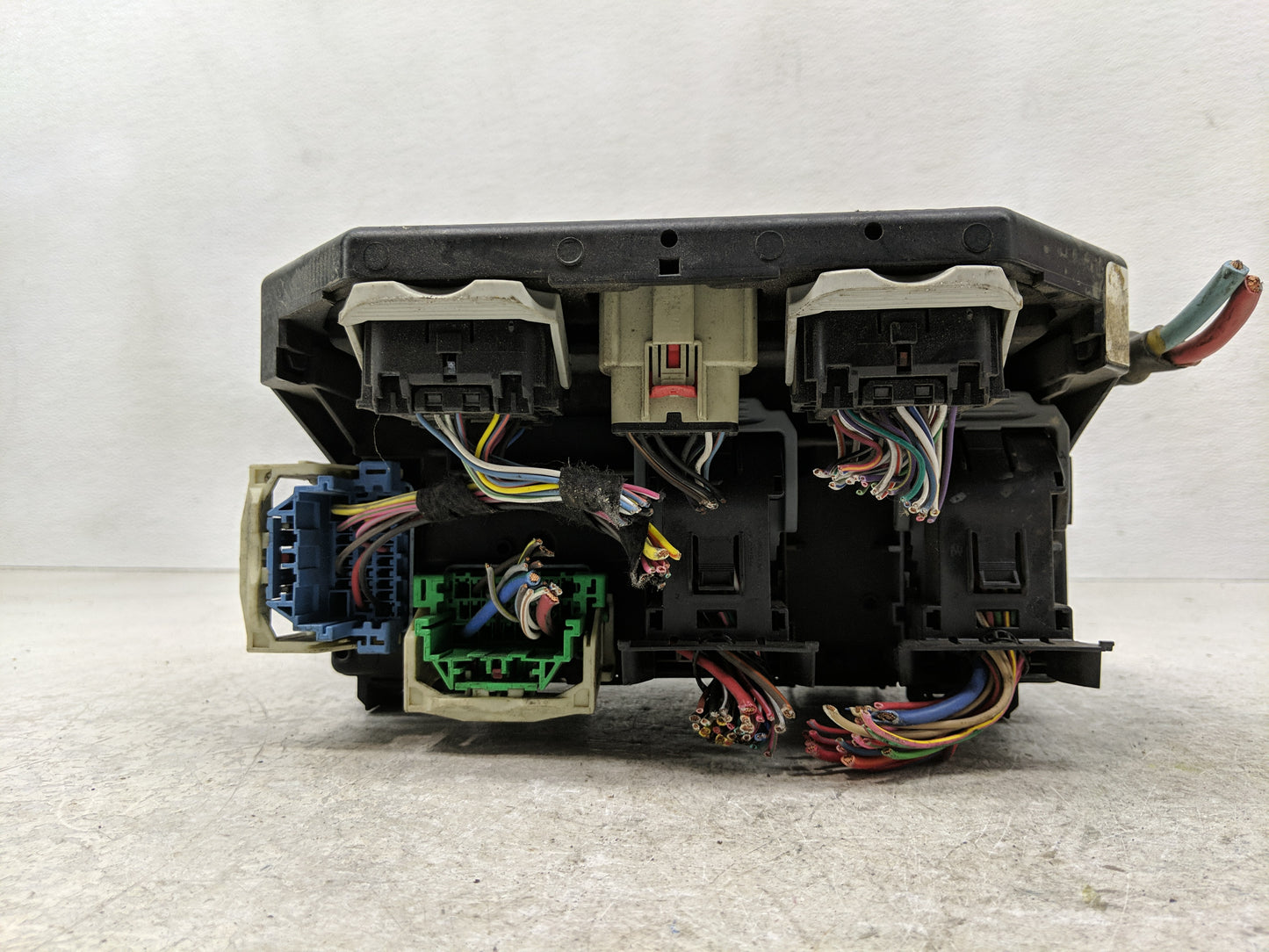 2008-2008 Dodge Grand Caravan Fusebox Fuse Box Relay Module Tipm - Oemusedautoparts1.com
