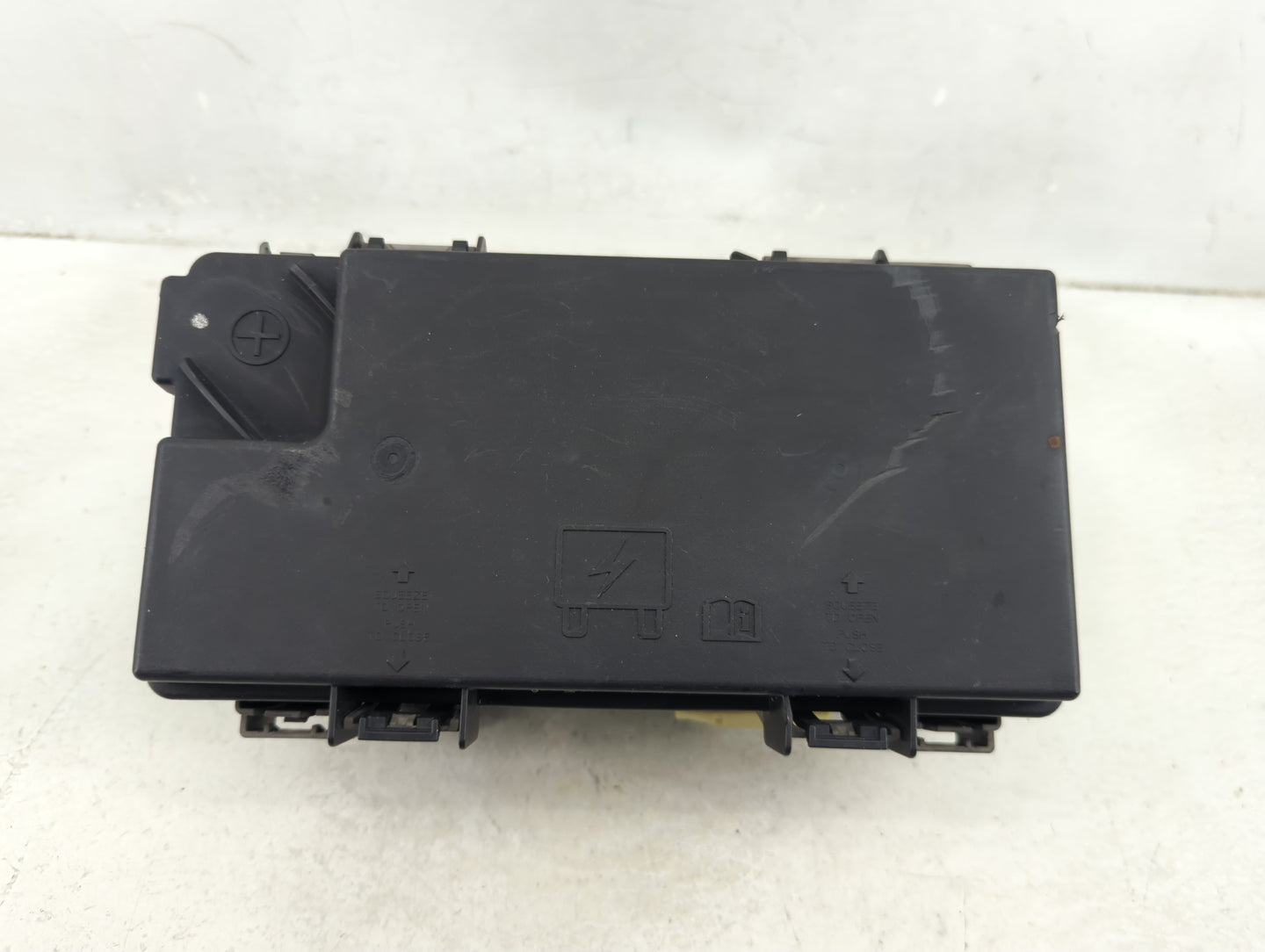 2008-2008 Dodge Grand Caravan Fusebox Fuse Box Relay Module Tipm - Oemusedautoparts1.com