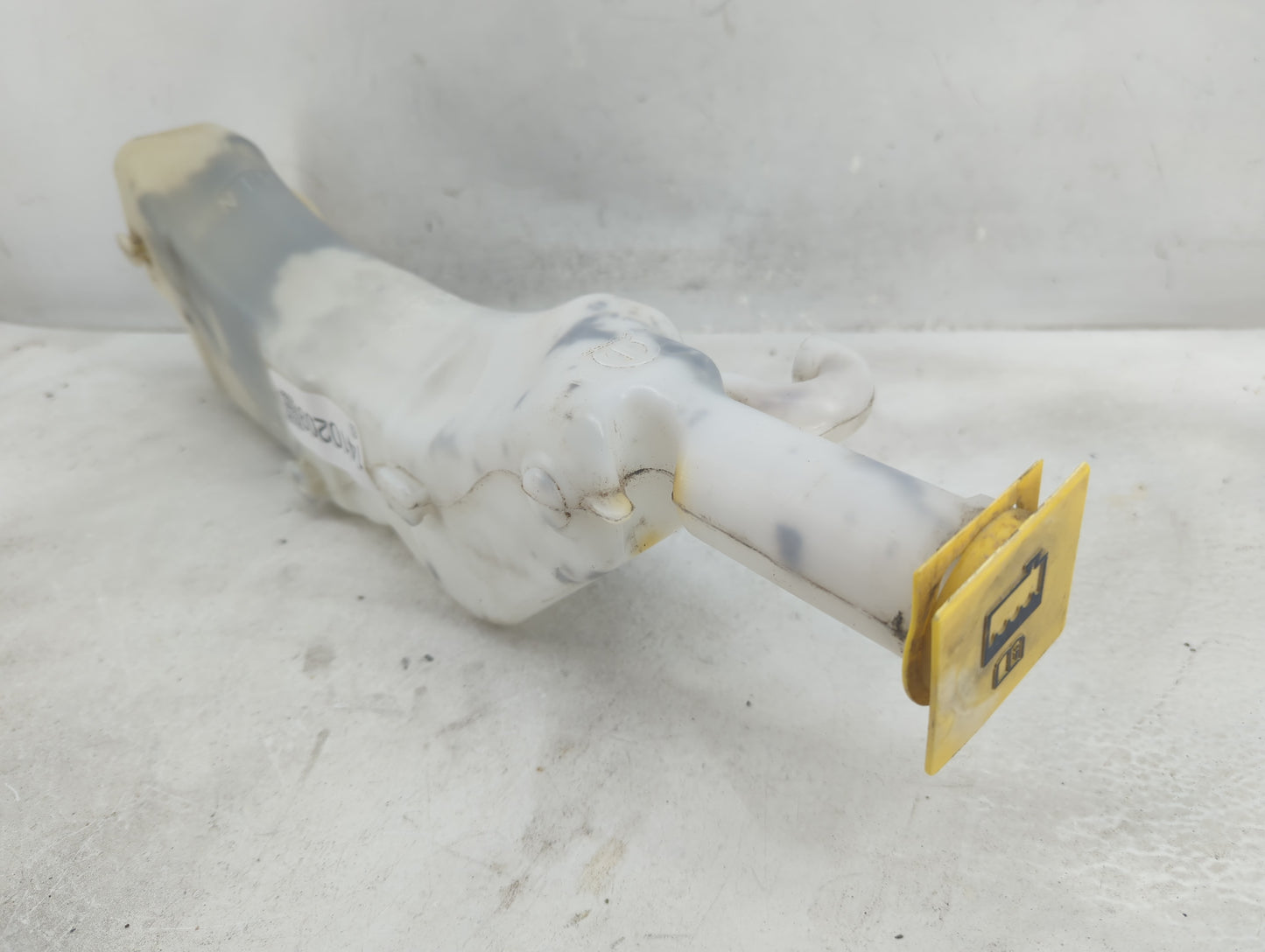 2008 Dodge Grand Caravan Windshield Washer Fluid Reservoir Bottle Oem - Oemusedautoparts1.com