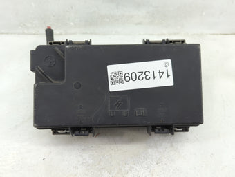 compare product 2008-2008 Dodge Grand Caravan Fusebox Fuse Box Relay Module Tipm