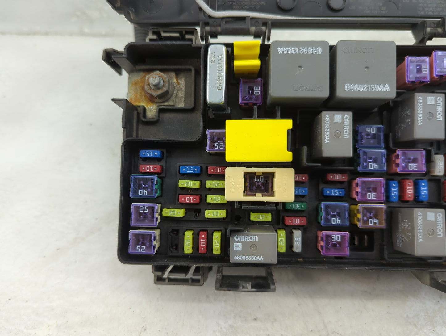 2008-2008 Dodge Grand Caravan Fusebox Fuse Box Relay Module Tipm - Oemusedautoparts1.com