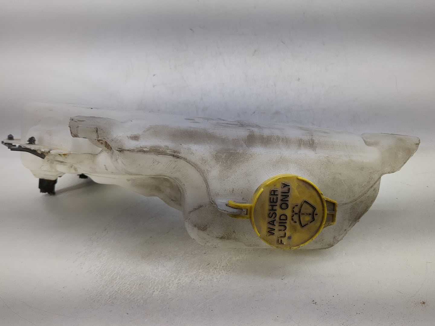 2008 Dodge Journey Windshield Washer Fluid Reservoir Bottle Oem - Oemusedautoparts1.com