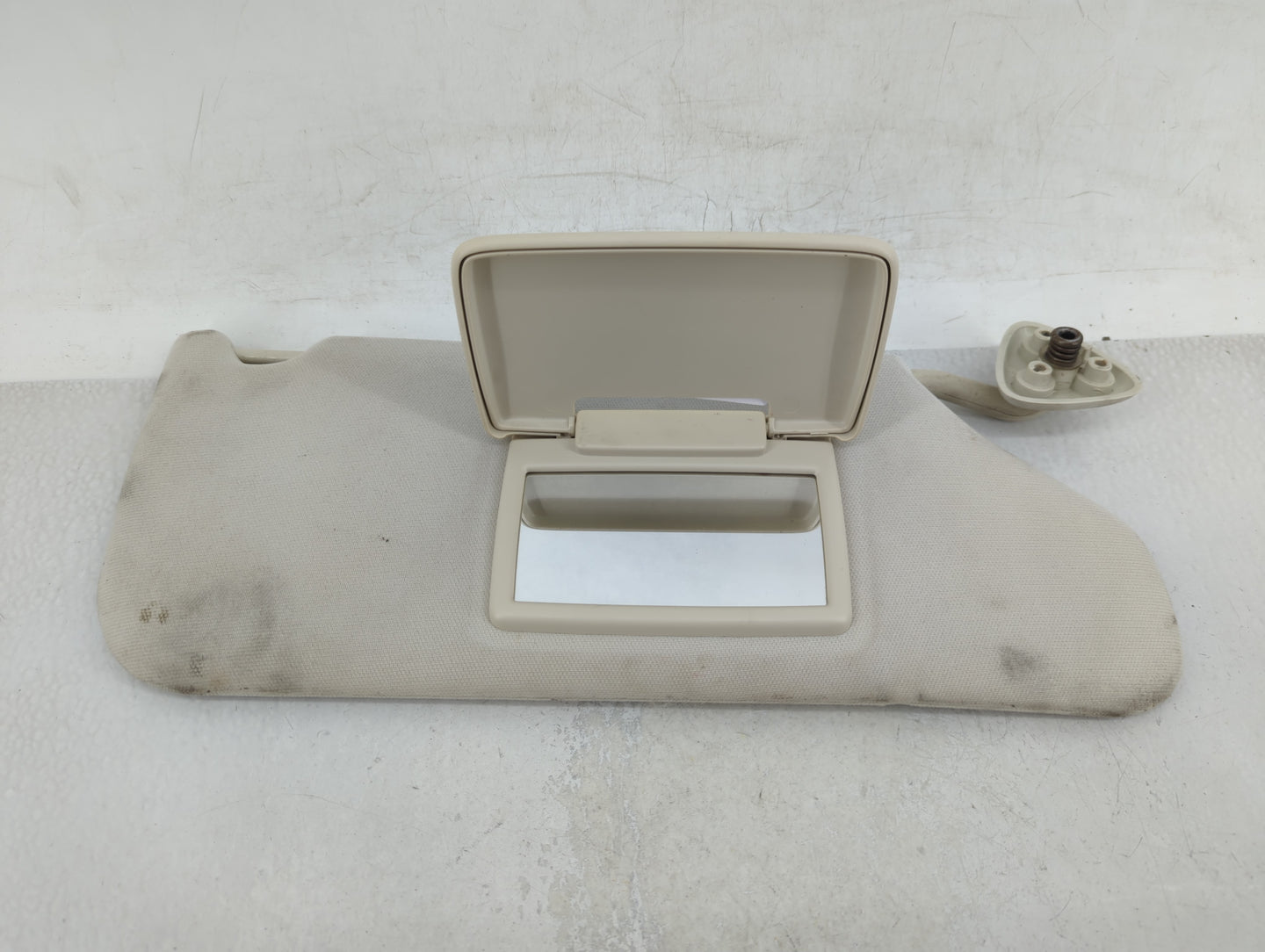 2008 Dodge Magnum Sun Visor Shade Replacement Driver Left Mirror Fits Fits 2009 2010 OEM Used Auto Parts - Oemusedautoparts1