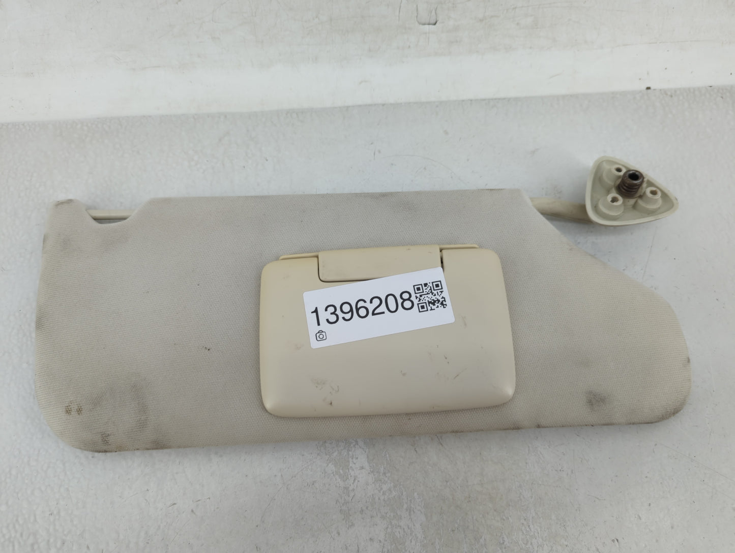 2008 Dodge Magnum Sun Visor Shade Replacement Driver Left Mirror Fits Fits 2009 2010 OEM Used Auto Parts - Oemusedautoparts1