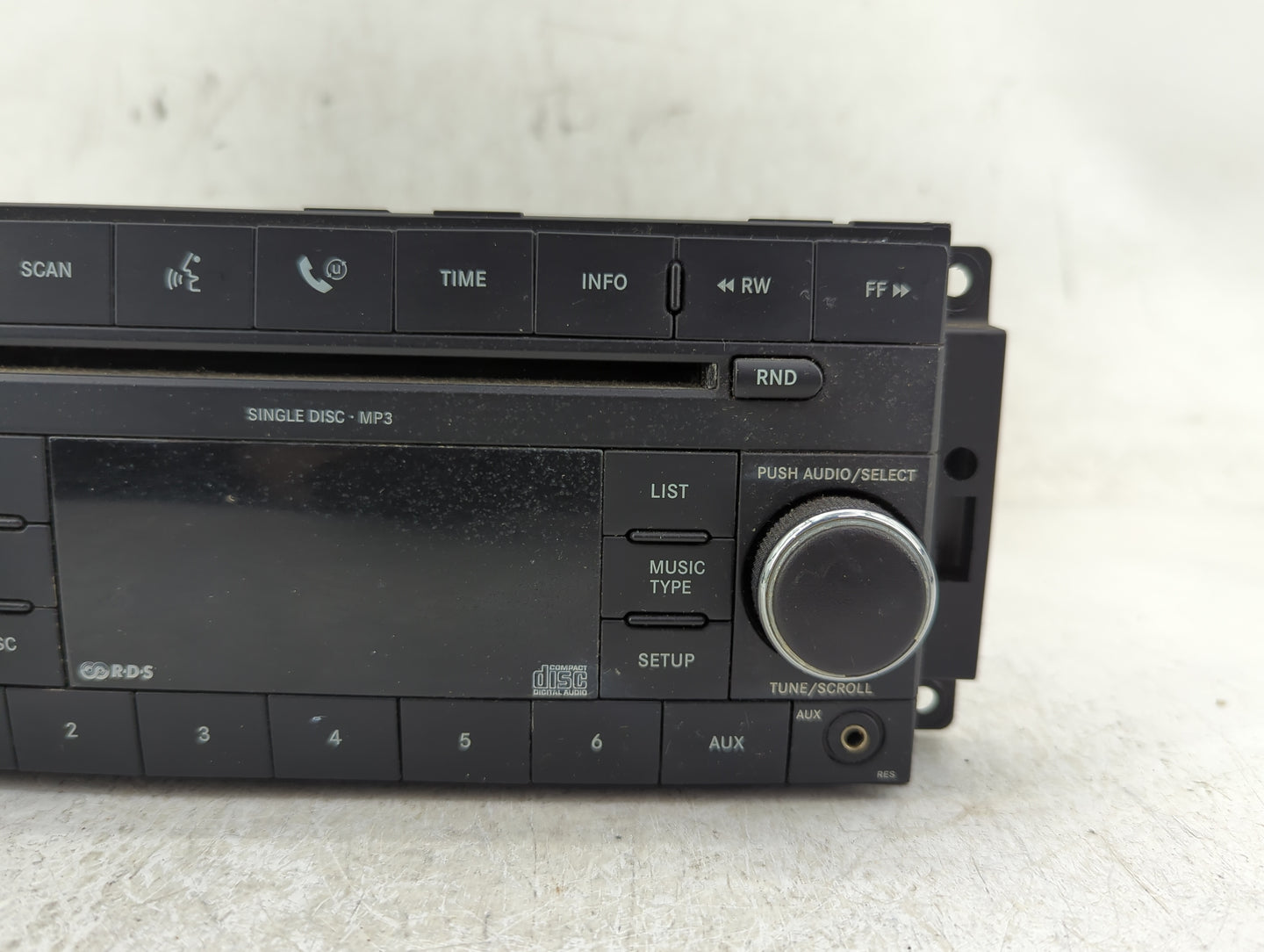 2008 Dodge Magnum Radio AM FM Cd Player Receiver Replacement P/N:P05064410AE Fits Fits 2009 2010 OEM Used Auto Parts - Oemus