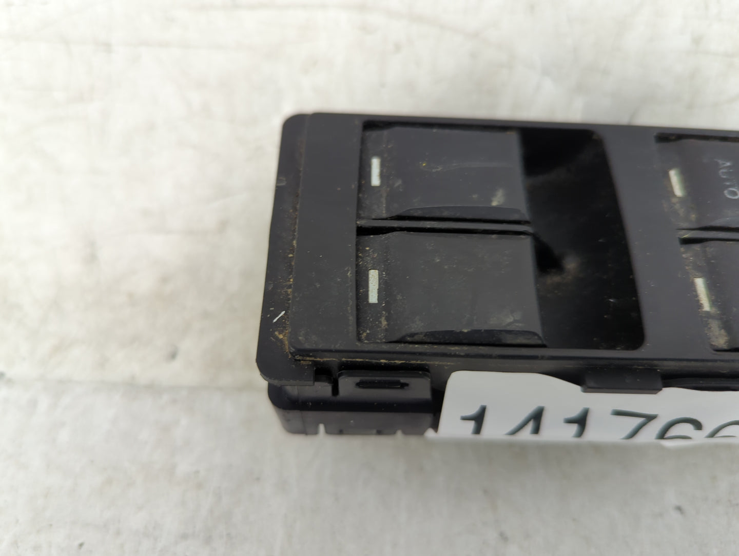 2007-2008 Dodge Magnum Master Power Window Switch Replacement Driver Side Left P/N:04602780AA Fits OEM Used Auto Parts - Oem