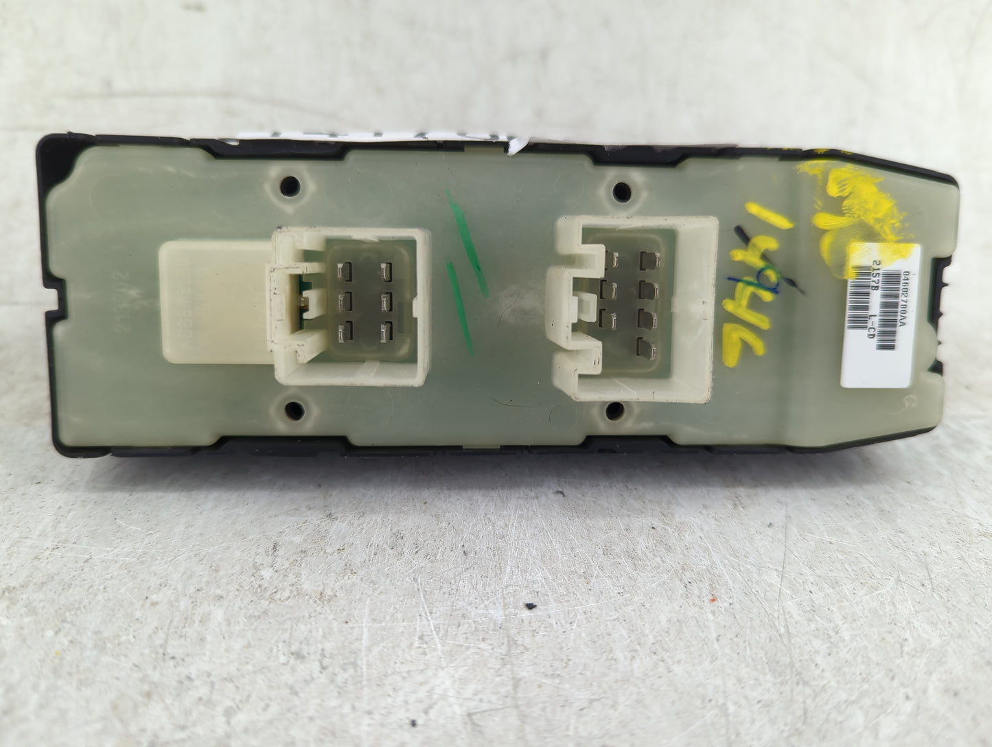 2007-2008 Dodge Magnum Master Power Window Switch Replacement Driver Side Left P/N:04602780AA Fits OEM Used Auto Parts - Oem