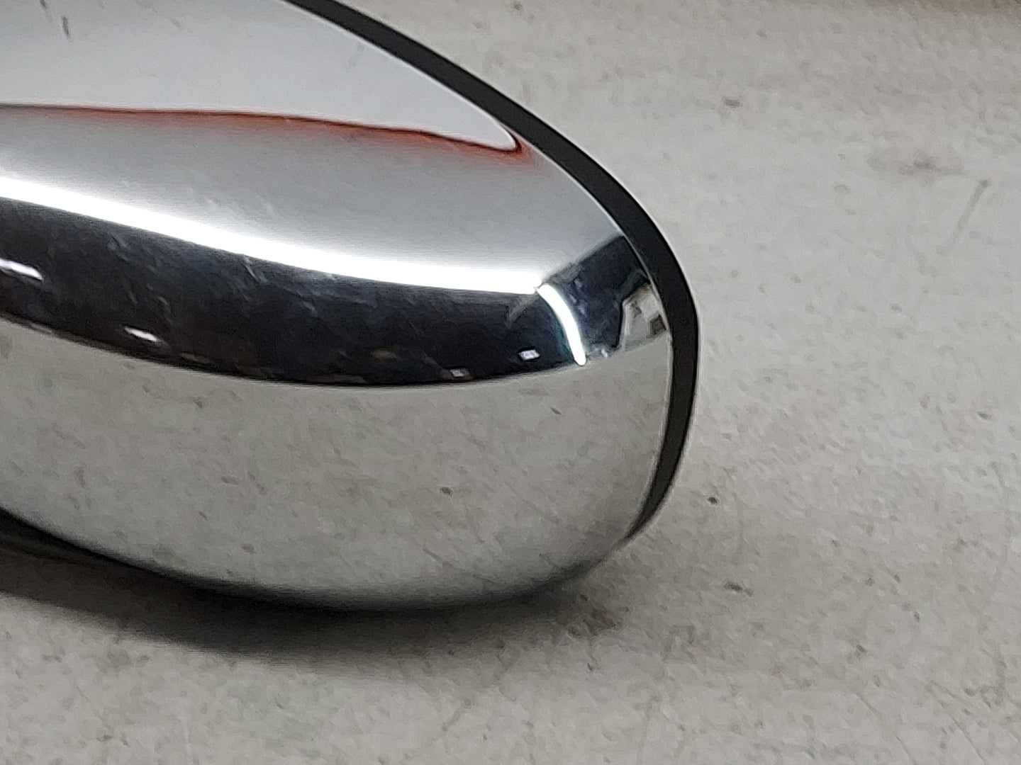 2005-2008 Dodge Magnum Driver Side View Mirror - Left Door Mirror OEM Used - Oemusedautoparts1.com