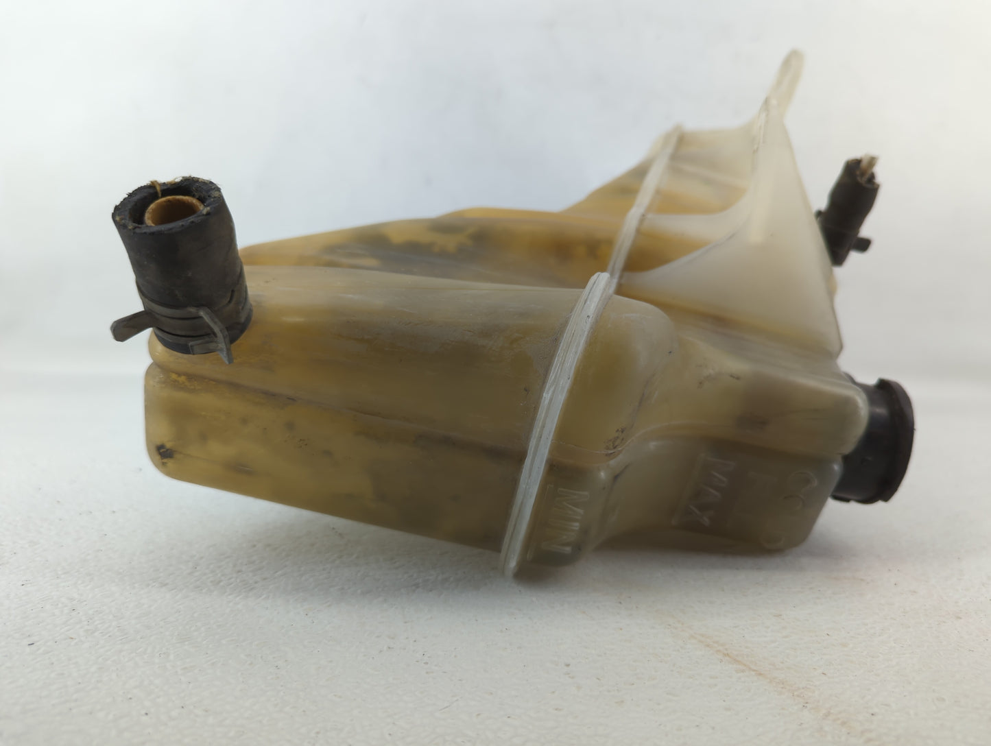 2005-2008 Dodge Magnum Windshield Washer Fluid Reservoir Bottle Oem - Oemusedautoparts1.com