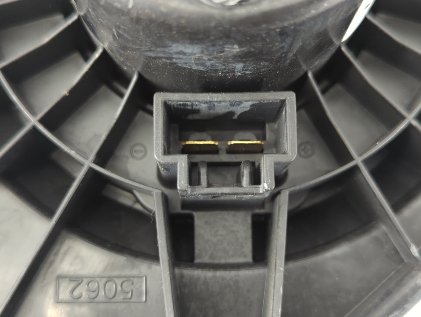 2007-2009 Dodge Nitro Rear Heater AC Blower Motor P/N:AY272700-5172 Fits Fits 2007 2008 2009 OEM Used Auto Parts - Oemusedau