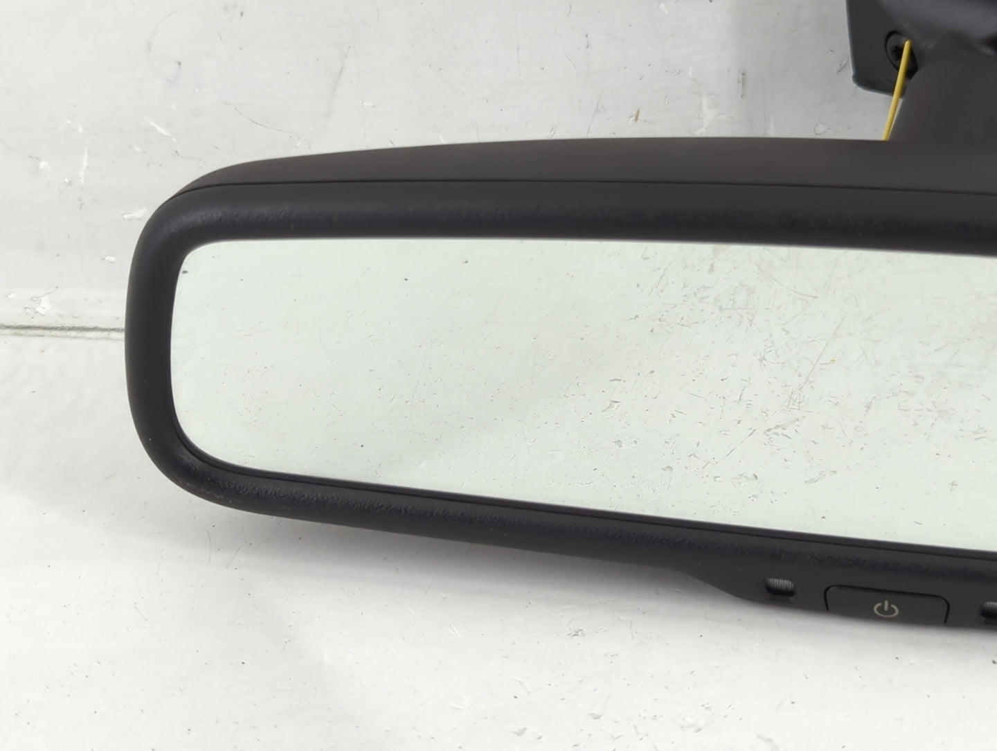 2008 Dodge Ram 1500 Interior Rear View Mirror Replacement OEM P/N:E11015892 Fits OEM Used Auto Parts - Oemusedautoparts1.com