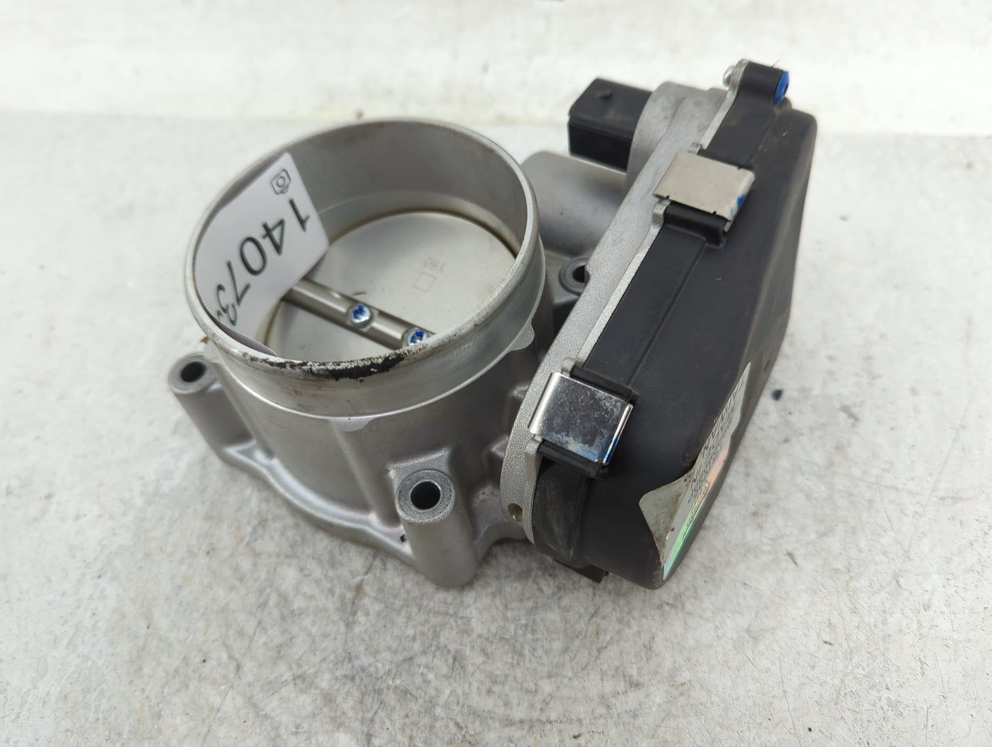 2005-2010 Dodge Ram 1500 Throttle Body Fits Fits 2005 2006 2007 2008 2009 2010 2011 2012 OEM Used Auto Parts - Oemusedautopa