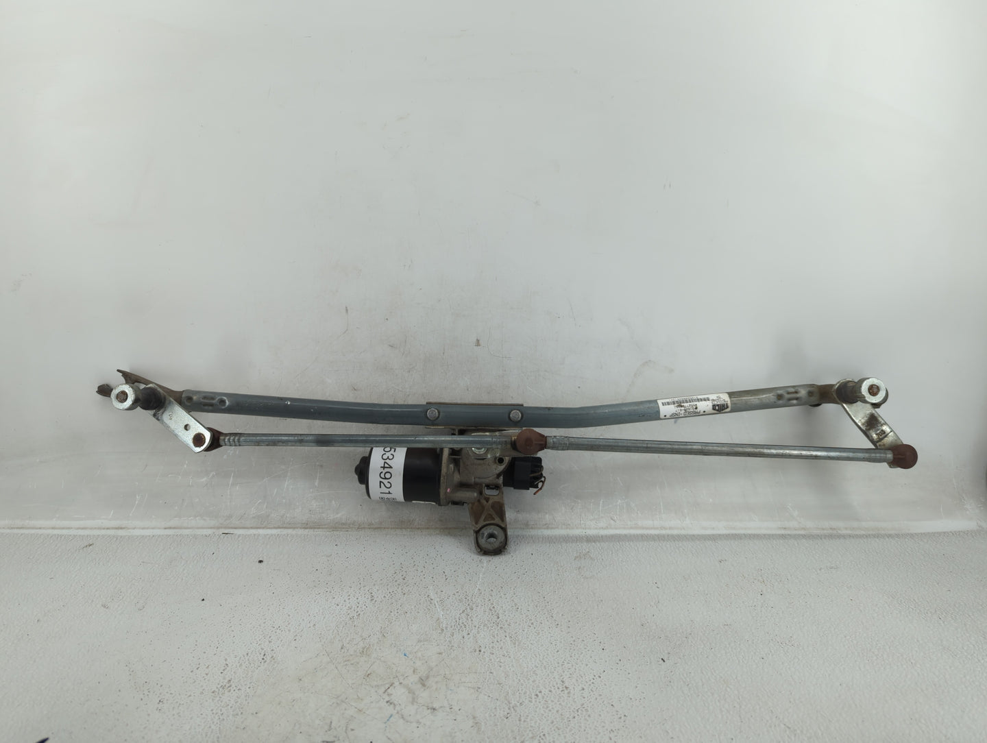 2008 Dodge Ram 1500 Front Windshield Wiper Motor P/N:91498-308 Fits OEM Used Auto Parts - Oemusedautoparts1.com
