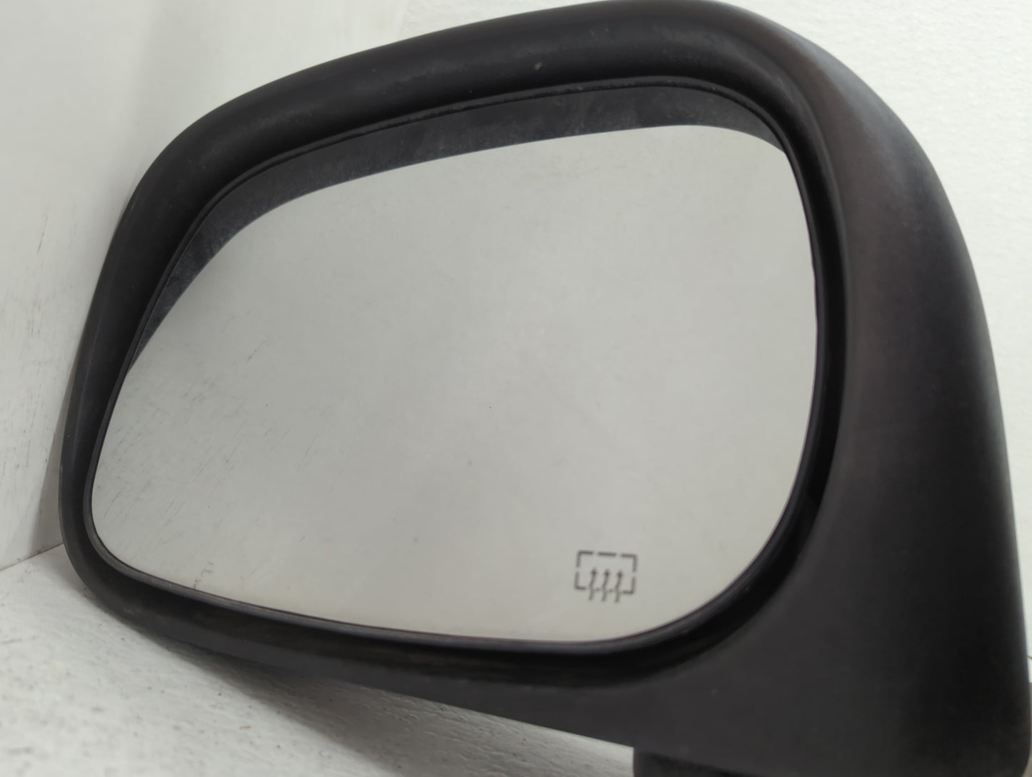2002-2008 Dodge Ram 1500 Driver Side View Mirror - Left Door Mirror OEM Used - Oemusedautoparts1.com